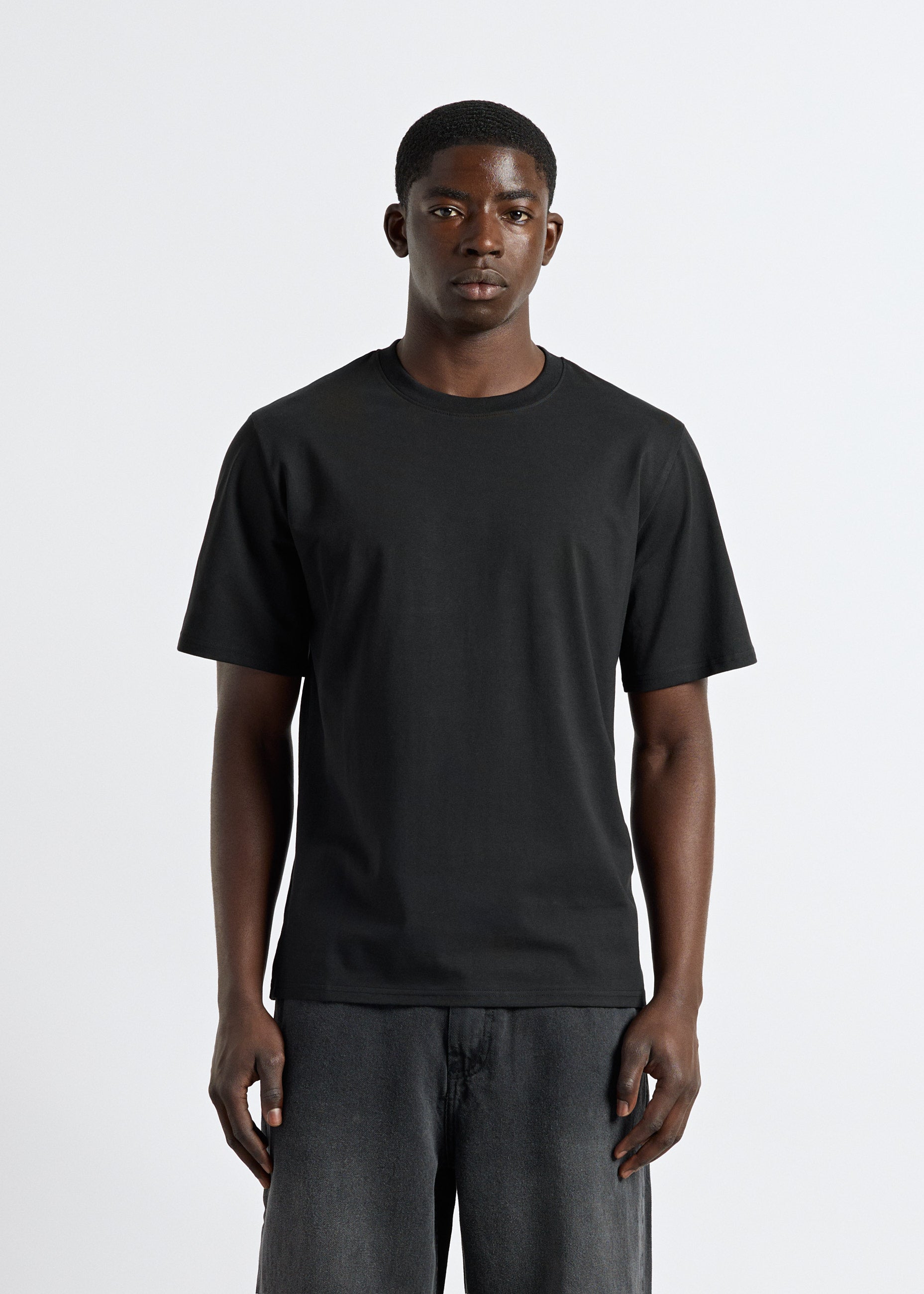 burocs-2-pack-regular-t-shirt-black-white-b-stickerei image 5