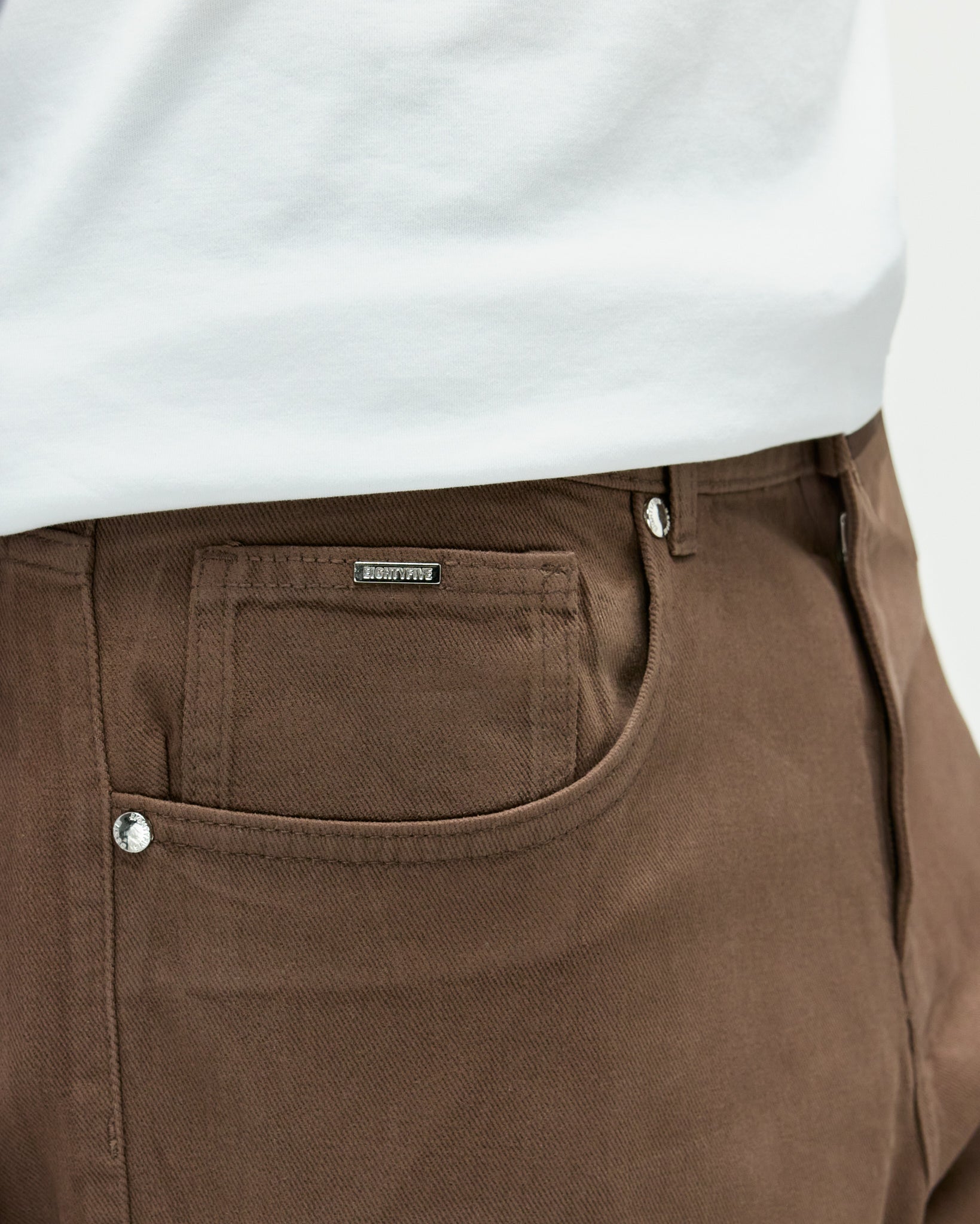 eightyfive-coated-straight-fit-denim-brown-coffee-quartz image 6