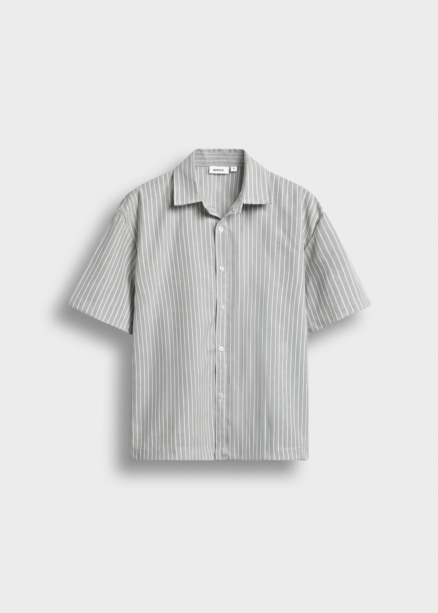 burocs-boxy-shortsleeve-shirt-hemd-gr-n-streifen image 1