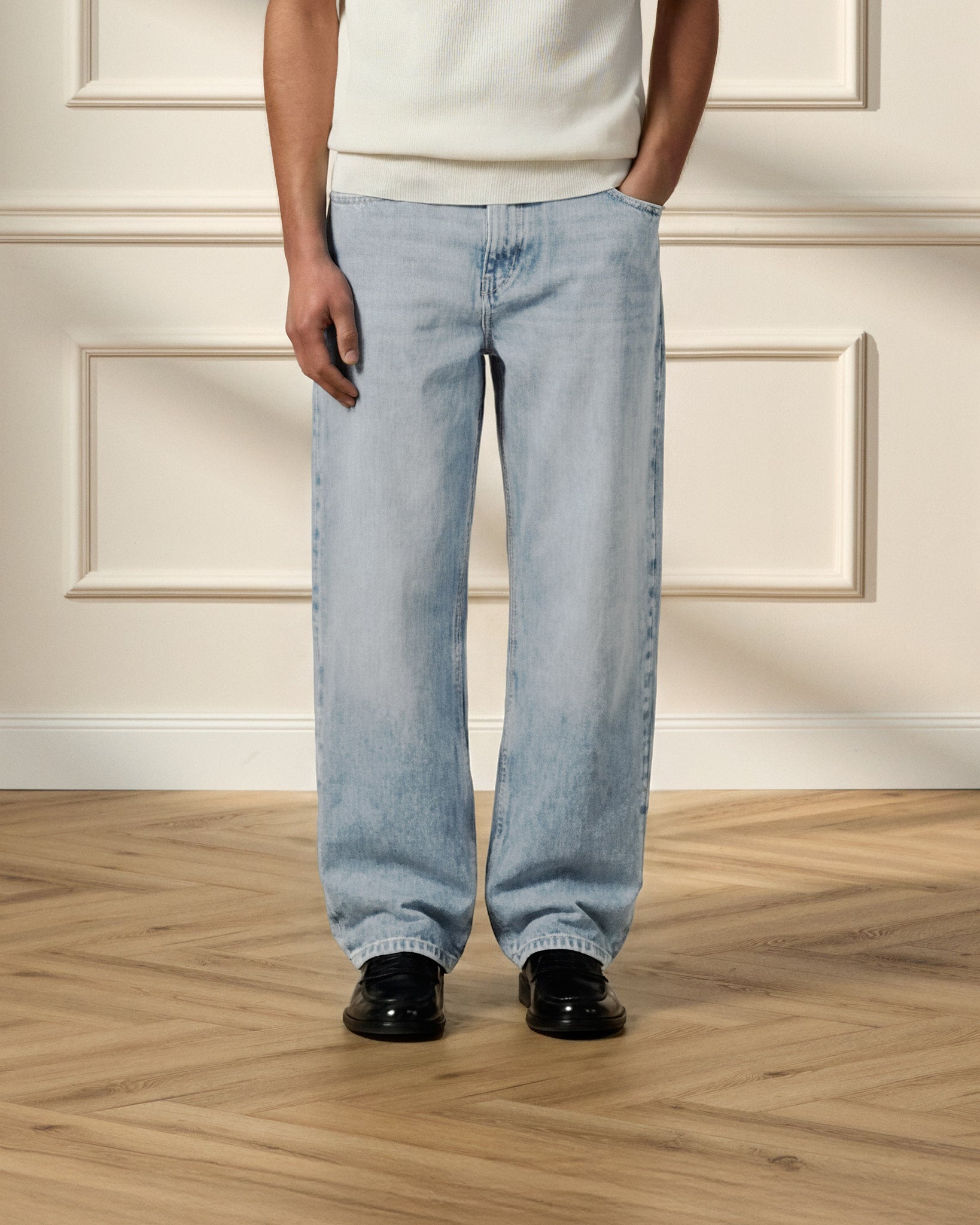 eightyfive-baggy-denim-jeans-baby-blue-baggy-fit image 3