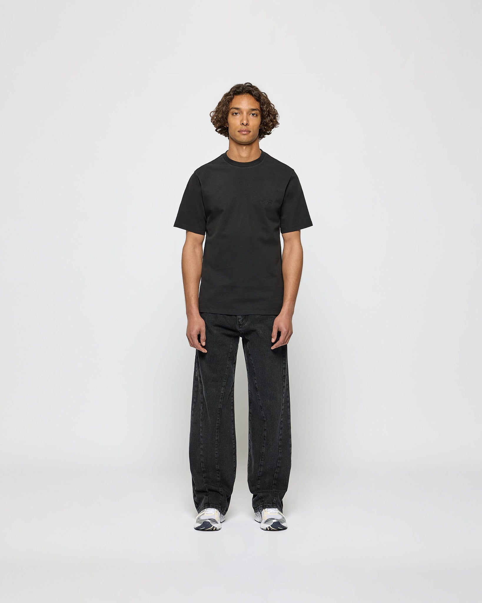 eightyfive-dividing-seam-loose-denim-black-washed image 3