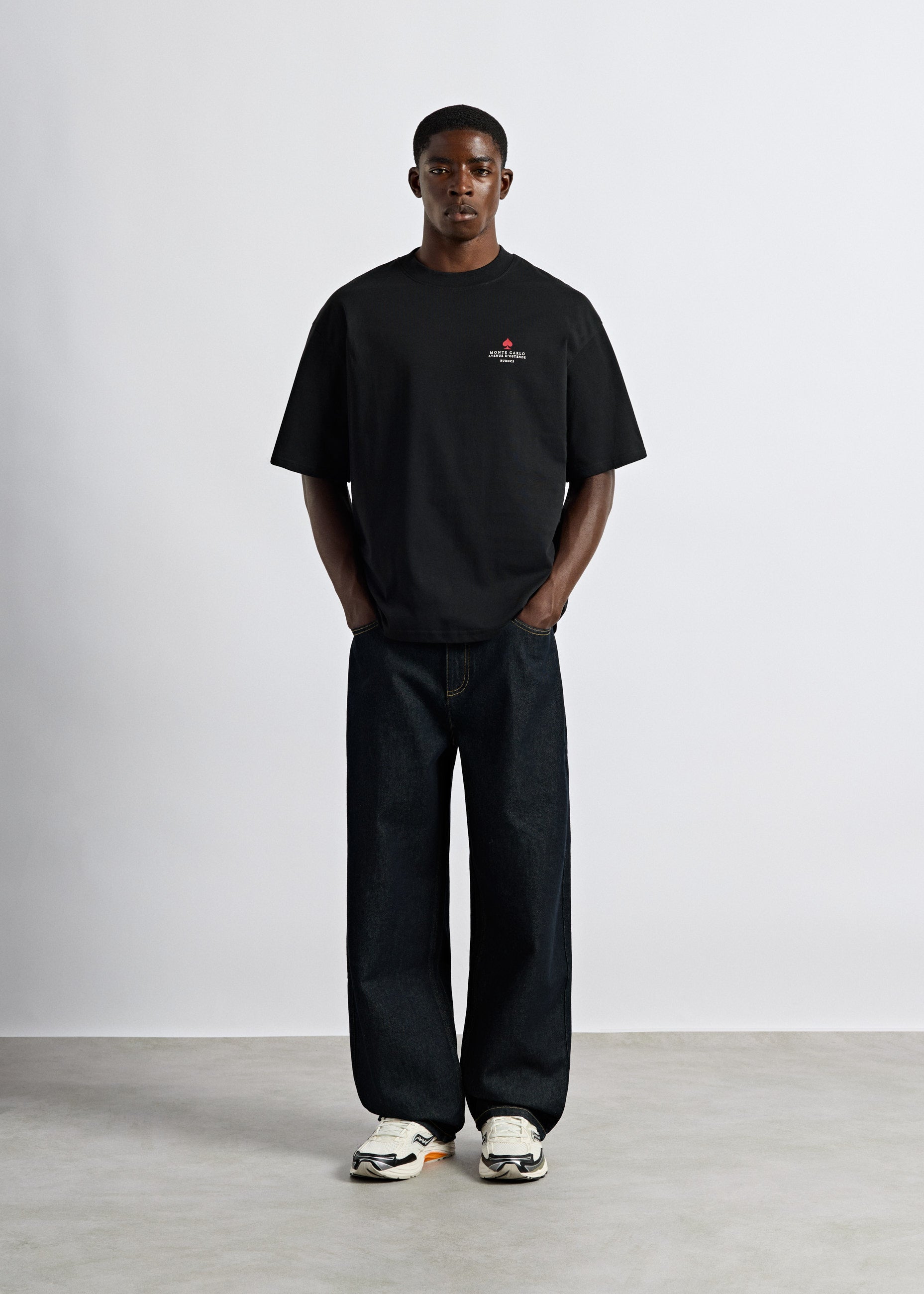 burocs-martini-on-dice-oversize-t-shirt-schwarz-m image 5