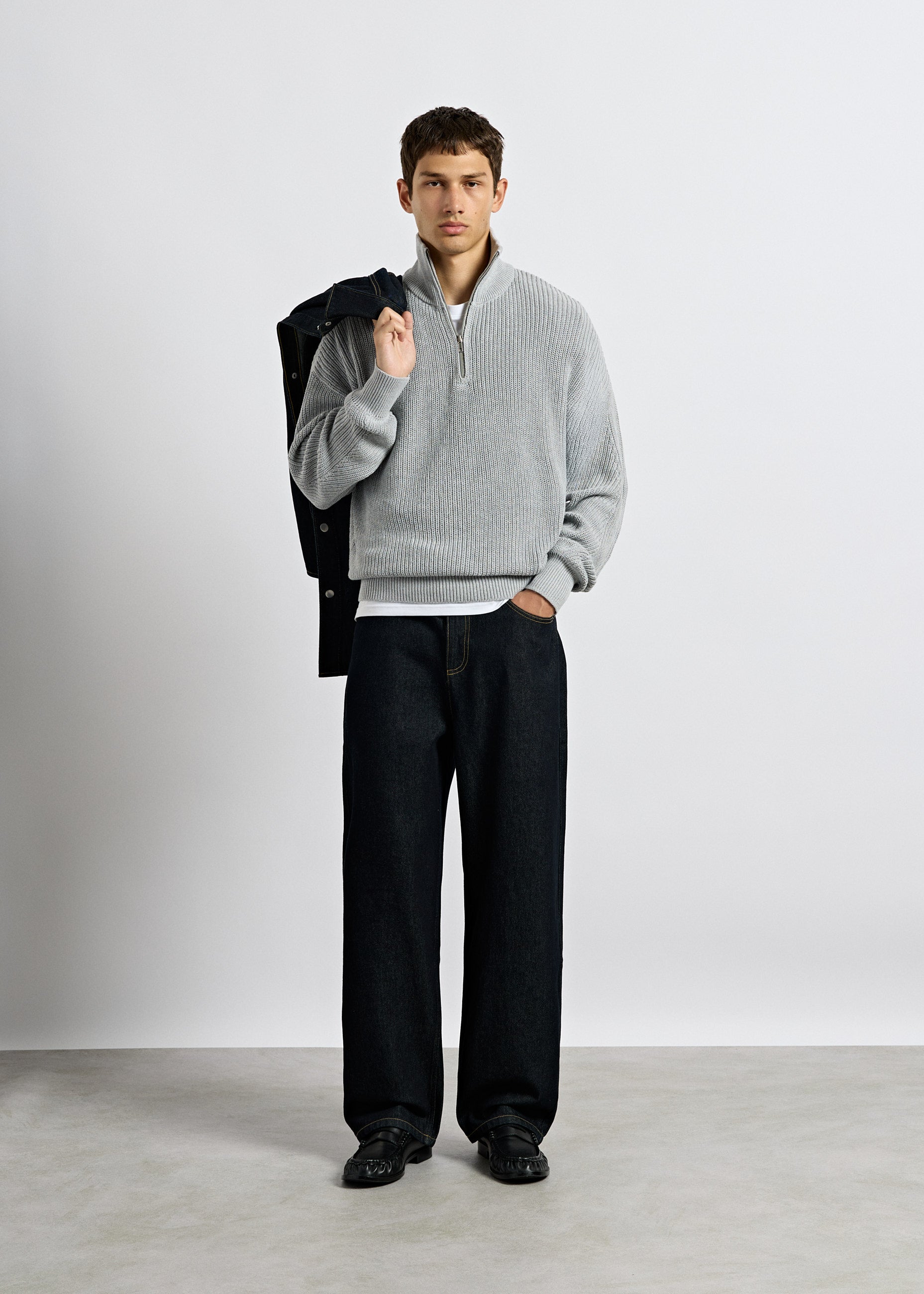 burocs-knitwear-chunky-knit-half-zip-sweater-grey-melange-m image 4
