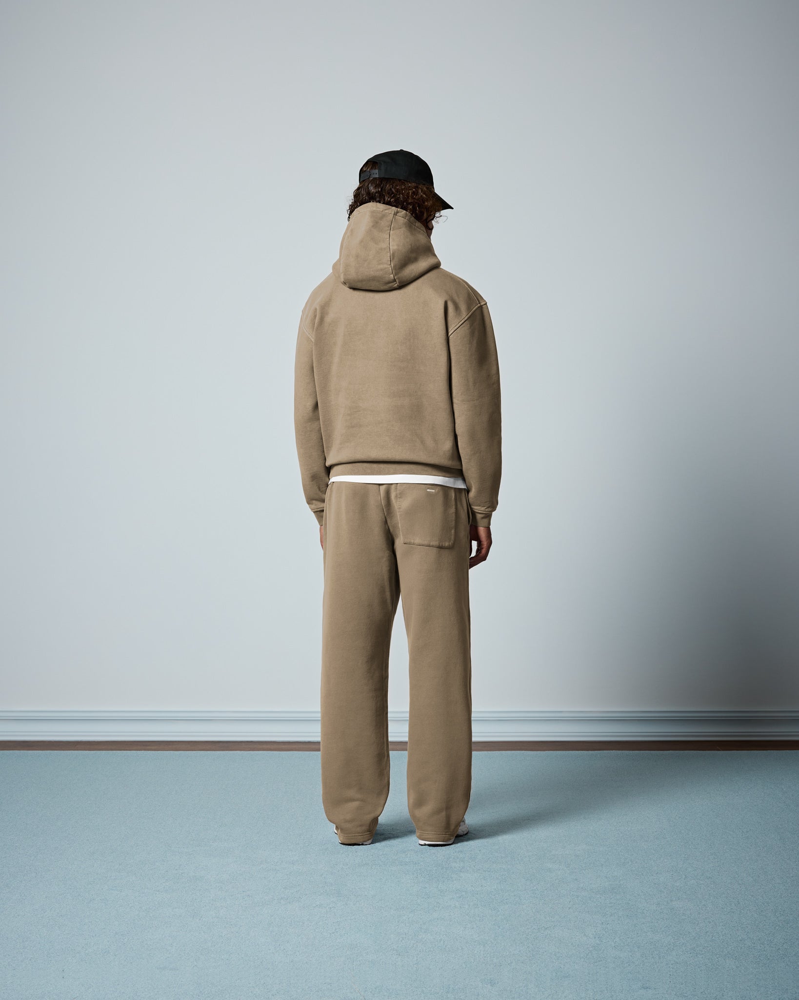 eightyfive-signature-hoodie-washed-taupe-baumwolle image 6