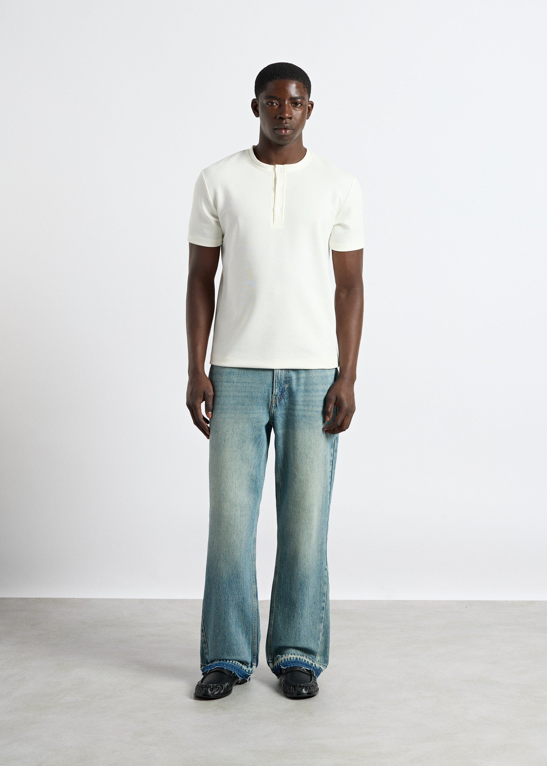 burocs-denim-tony-flared-open-hem-jeans-azure-blue image 5