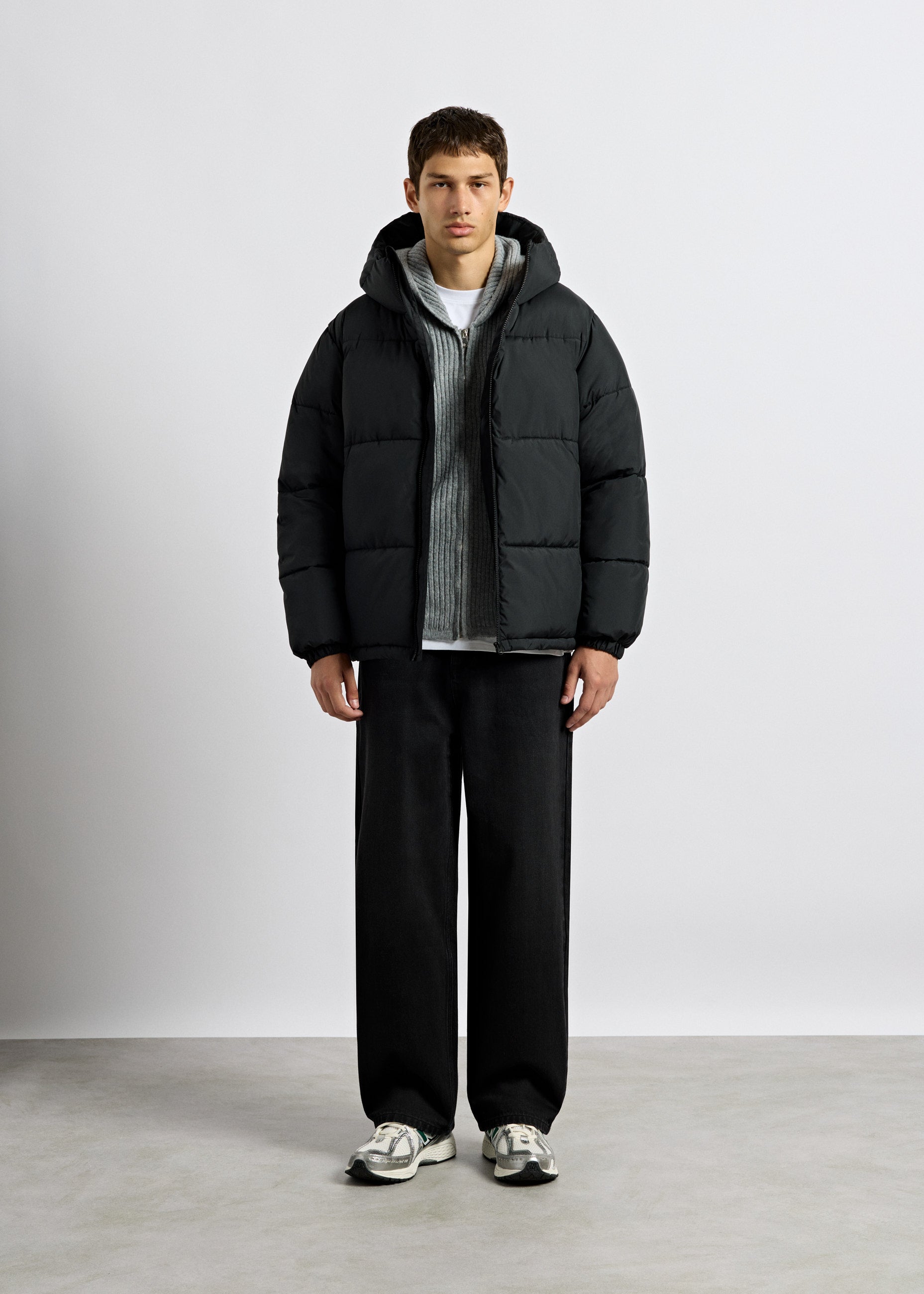 burocs-jackets-basic-hooded-puffer-jacket-black-kapuze image 7