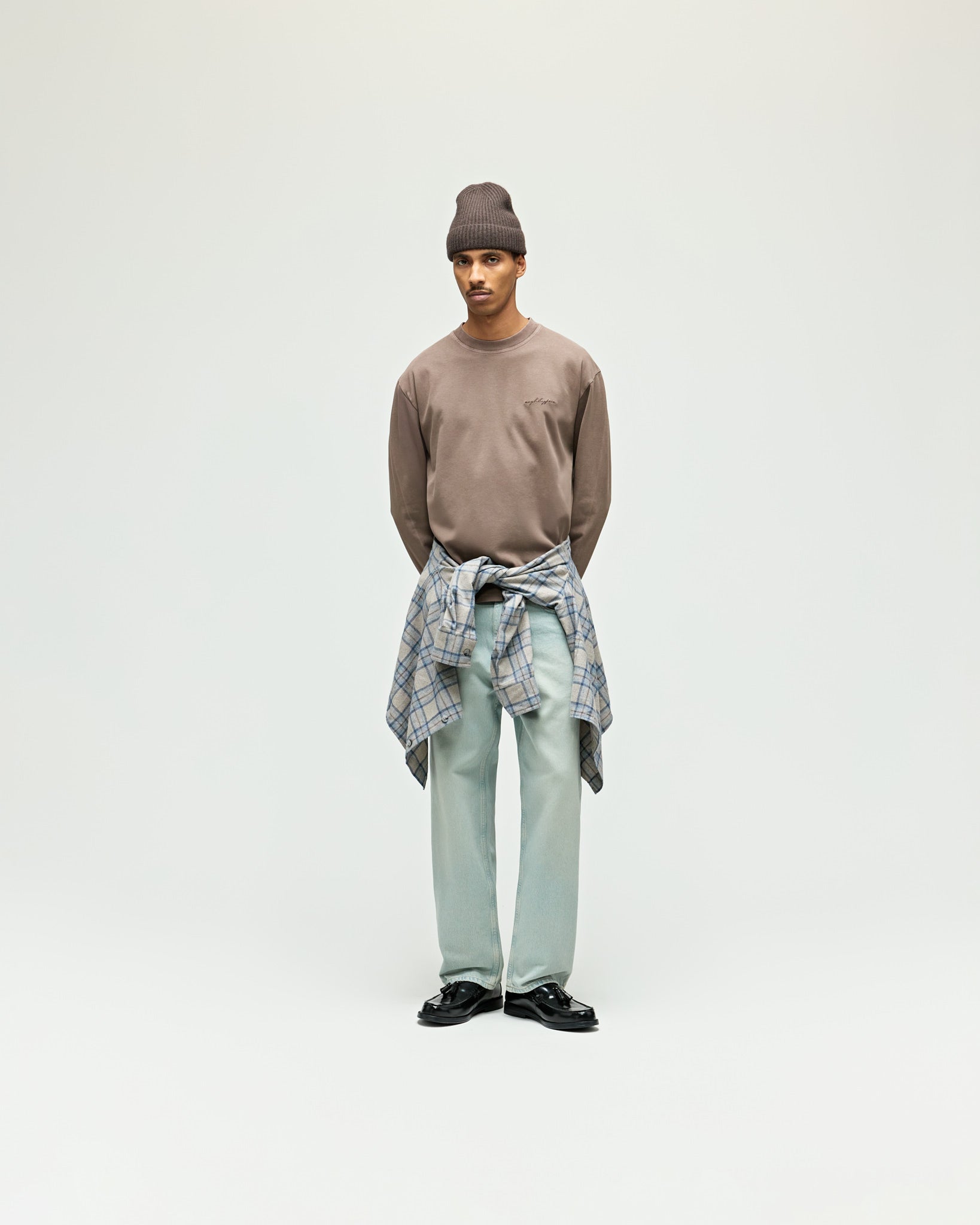 eightyfive-signature-straight-denim-jeans-island-blue-cropped image 4