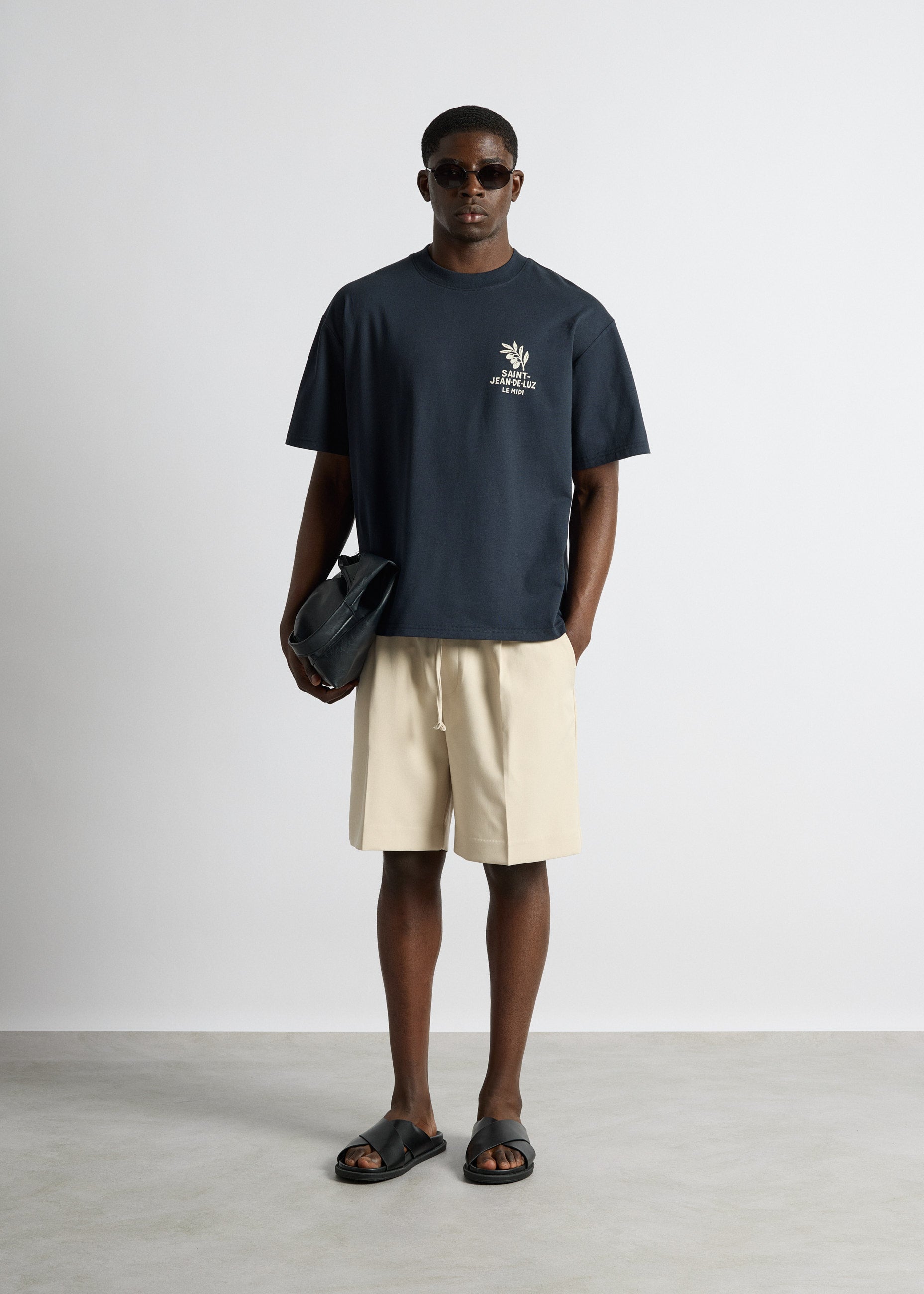 burocs-oversize-t-shirt-navy-mit-r-ckenprint image 5