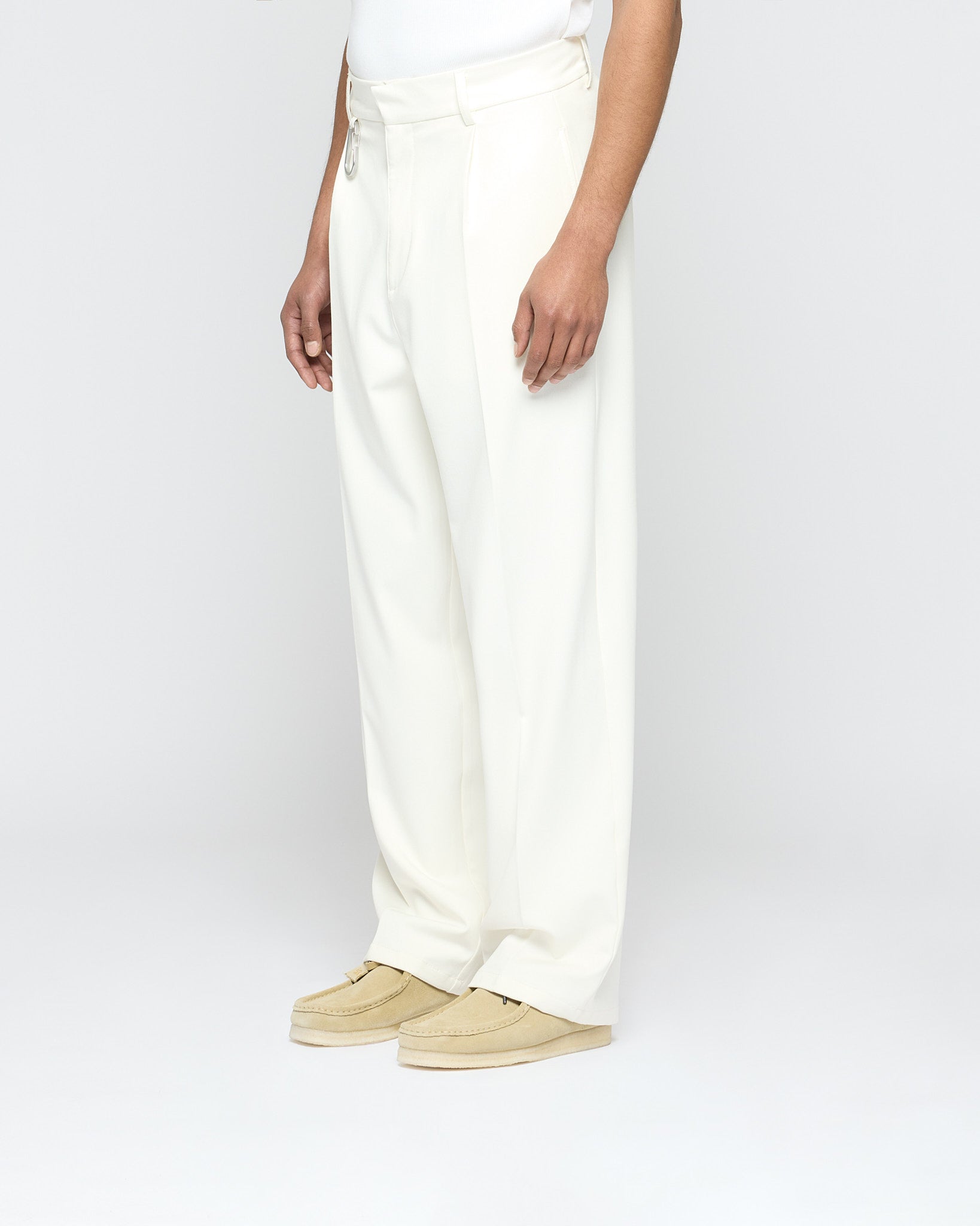 eightyfive-pleated-baggy-tailored-pants-off-white-b-gelfalte image 3
