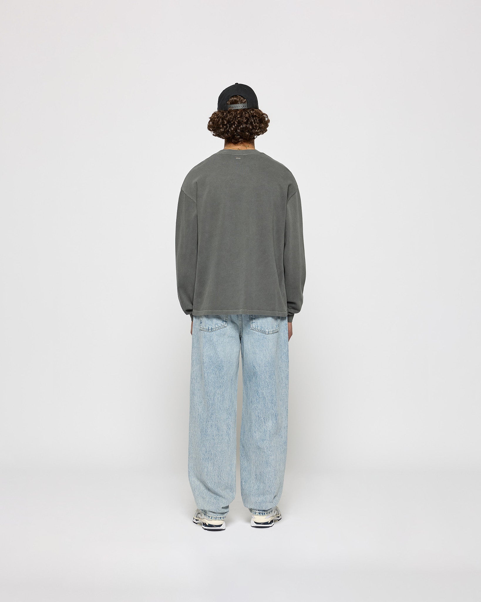 eightyfive-bottoms-85s-410-19-baggy-jeans-ocean-blue image 5