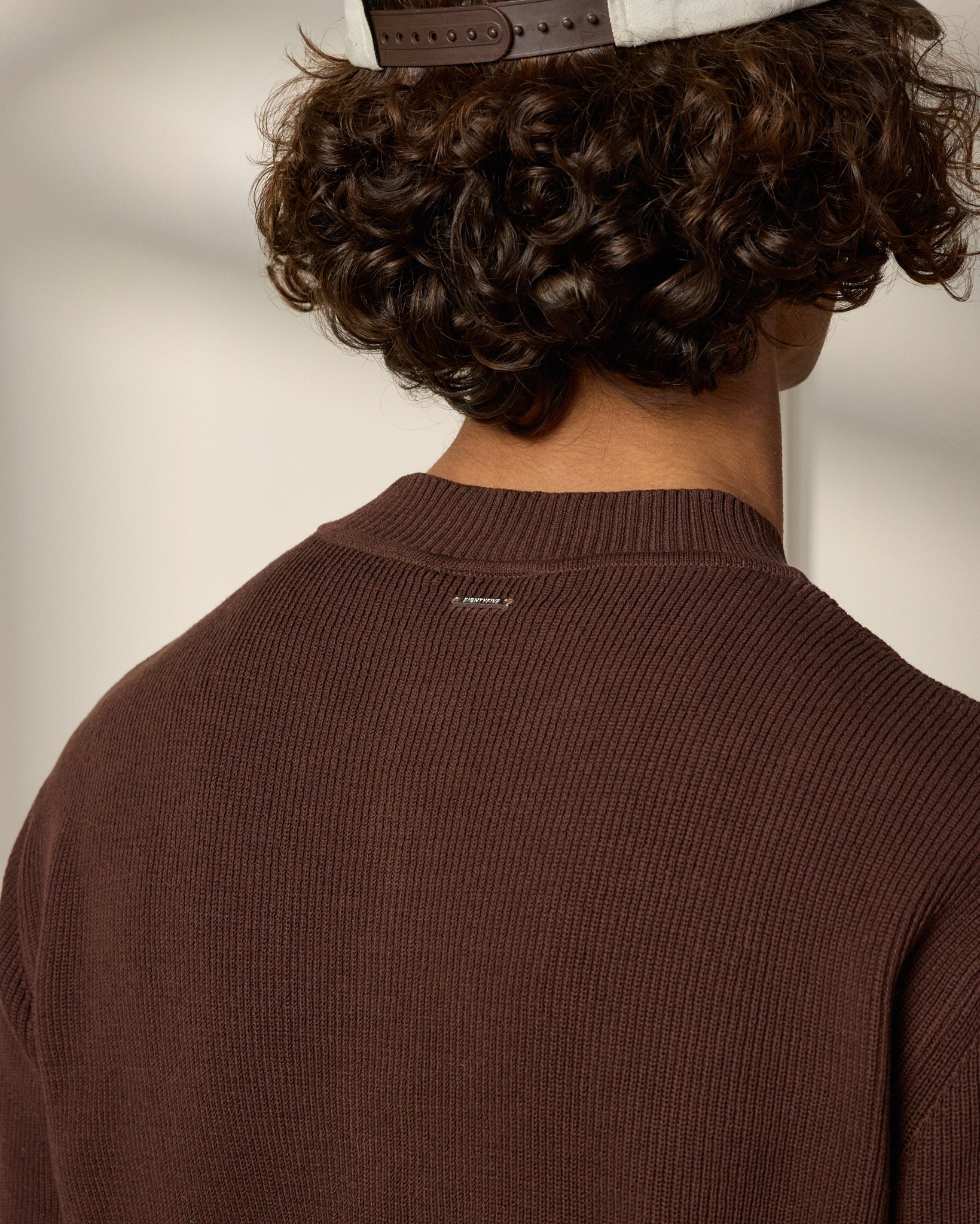 eightyfive-knitted-henley-polo-brown-baumwolle-knopf image 7