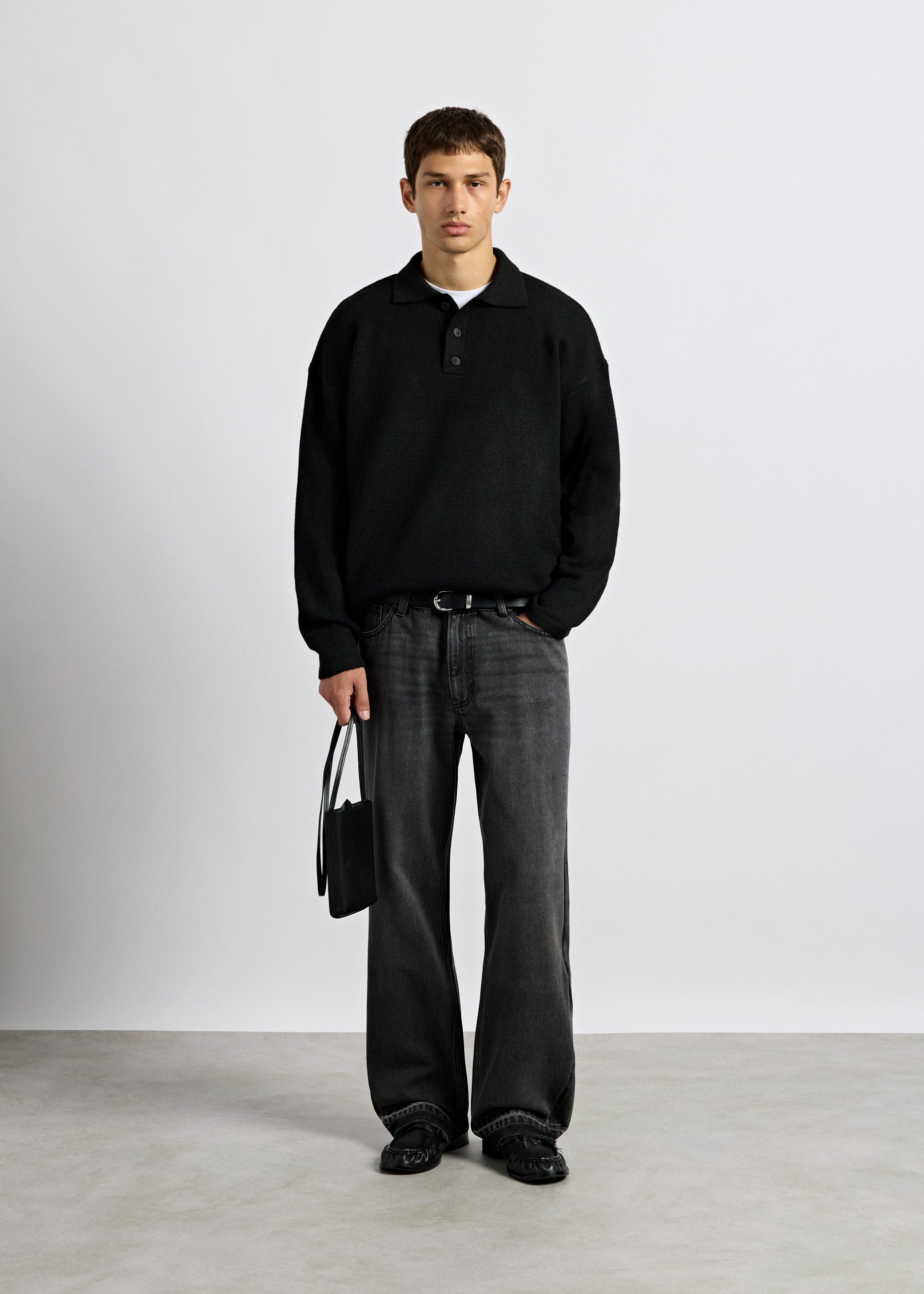 burocs-hairy-polopullover-schwarz-oversize image 4
