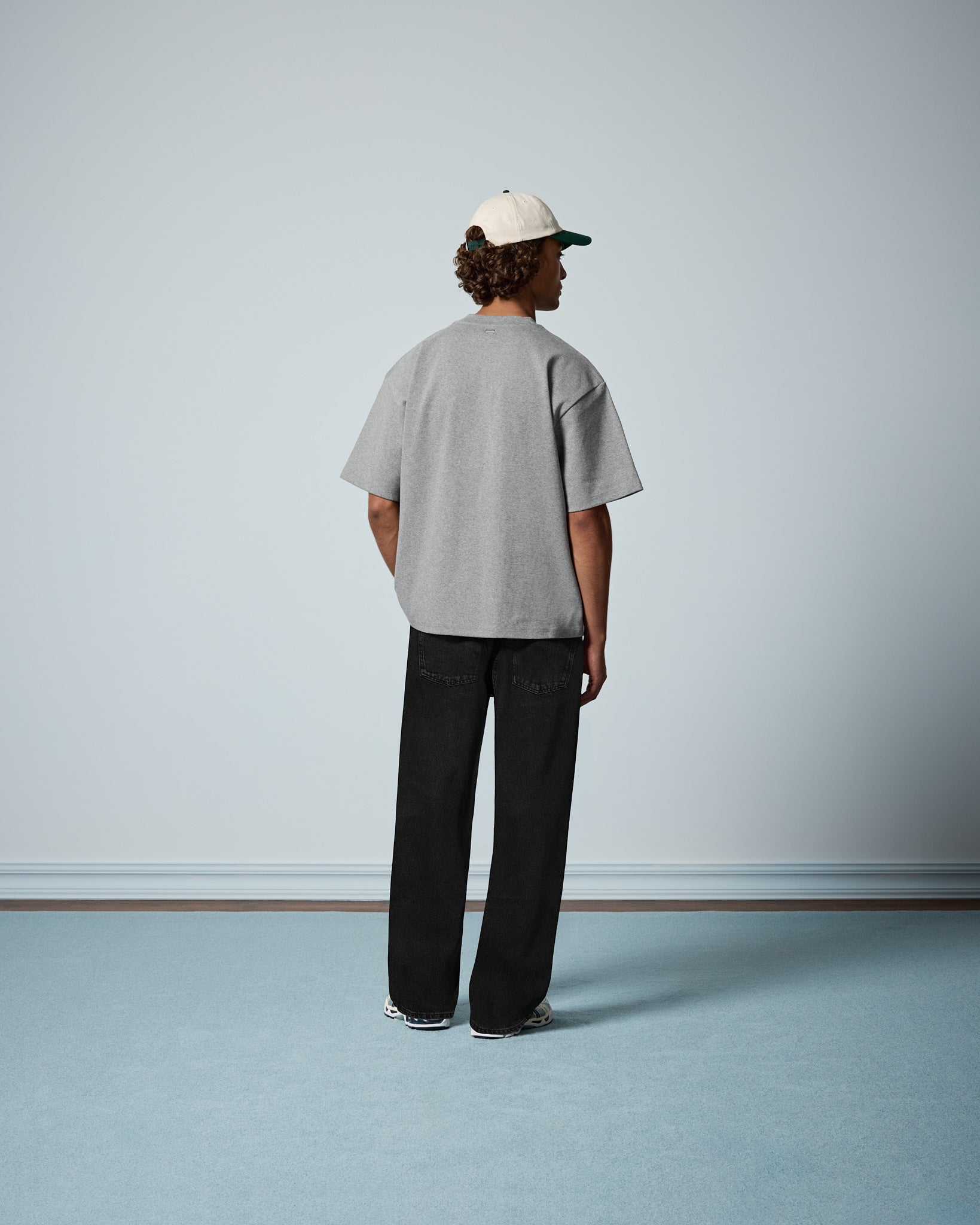 eightyfive-bottoms-relaxed-denim-black-washed-jeans-baumwolle image 5