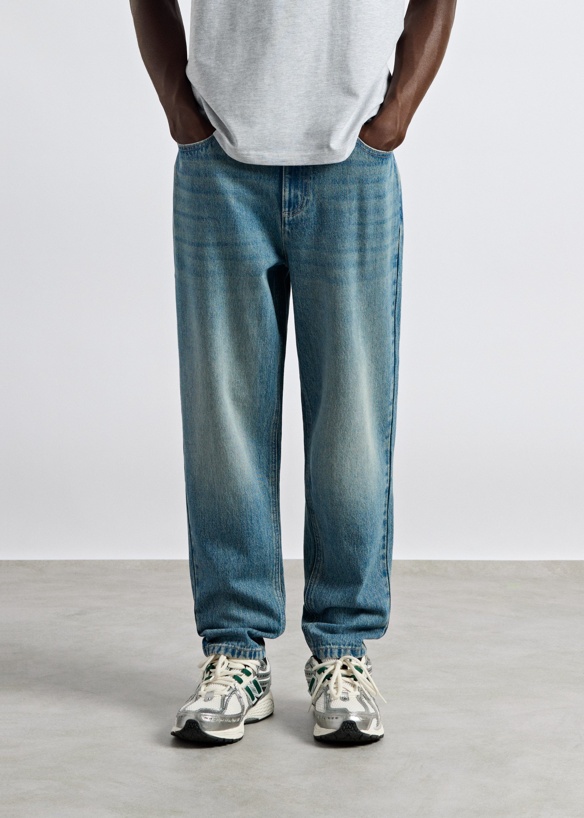 burocs-denim-matteo-tapered-jeans-washed-indigo-blue image 3