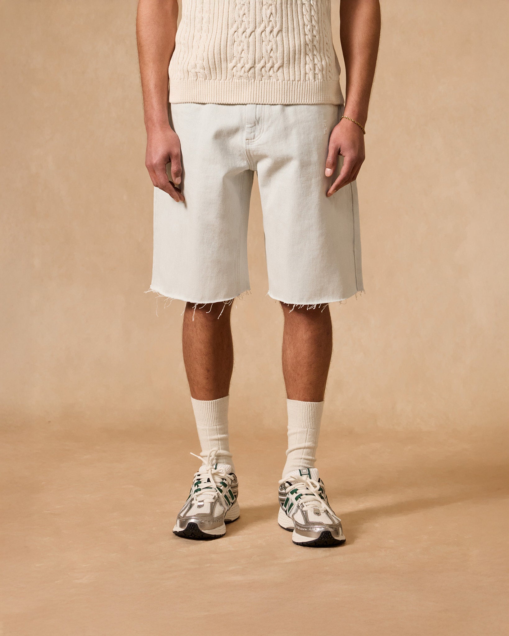 eightyfive-cut-off-baggy-jorts-jeansshorts-bleached-blue image 3