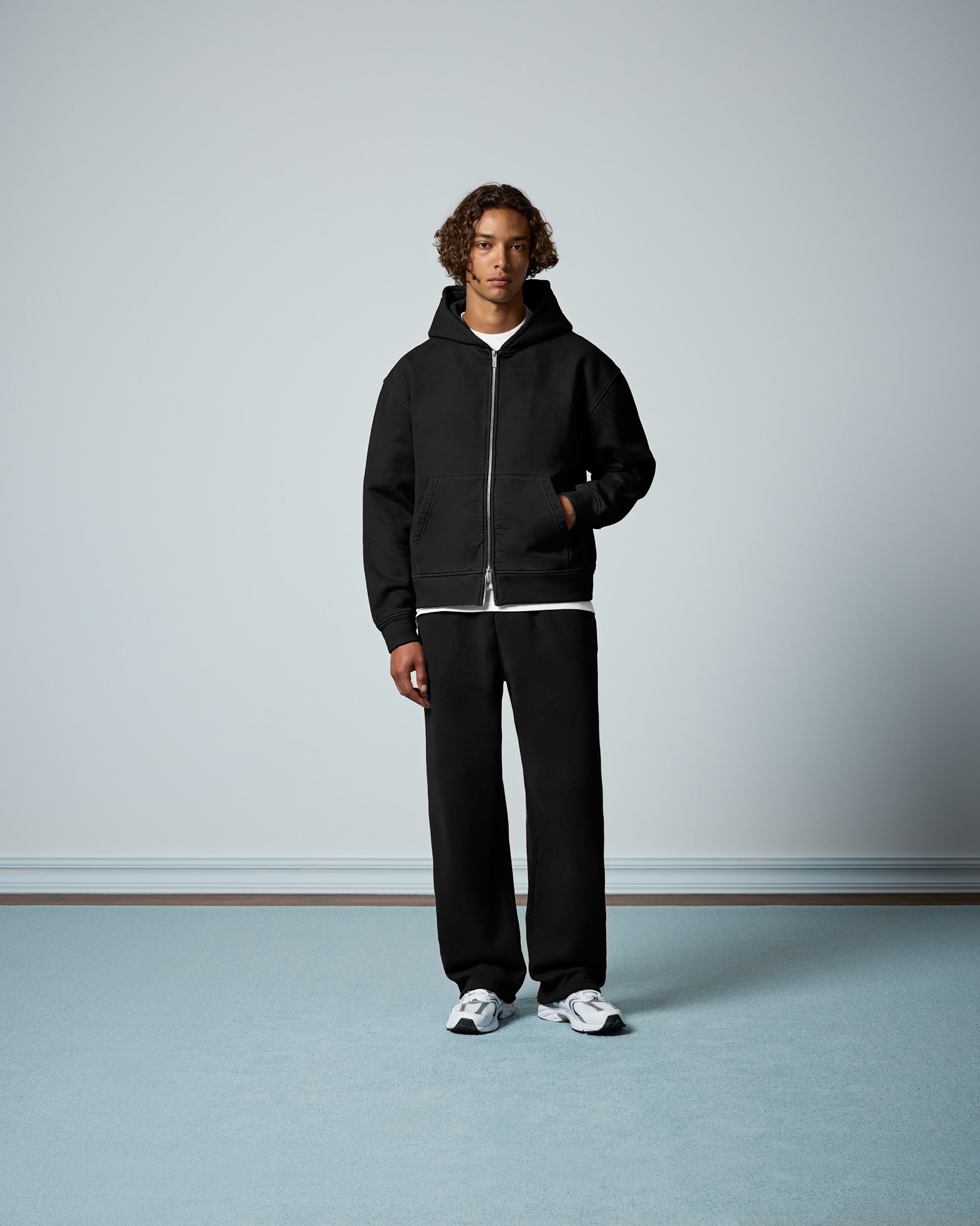 eightyfive-signature-heavy-zip-hoodie-black-490gsm image 4