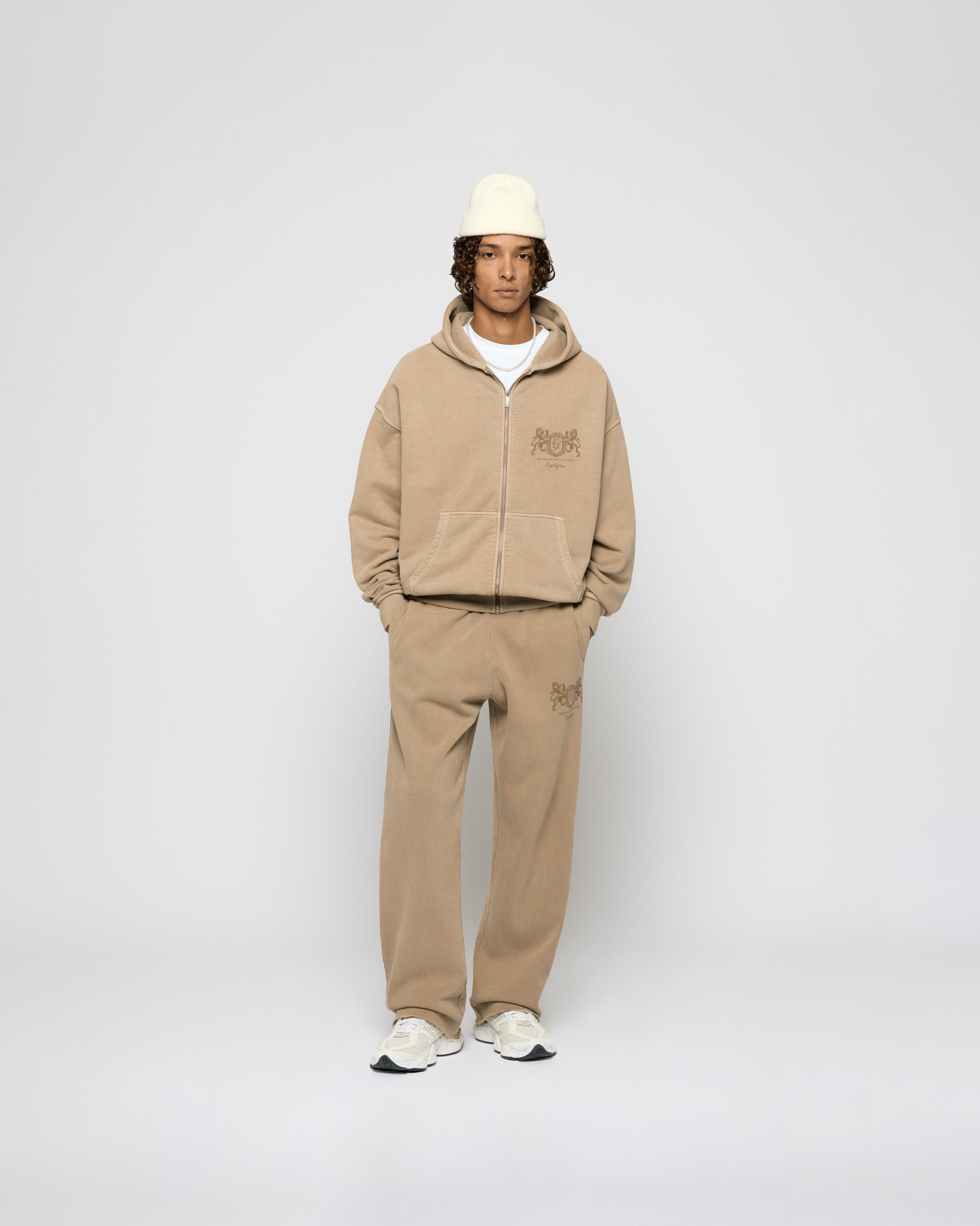 eightyfive-tops-washed-premier-zip-hoodie-mocha-490gsm image 5