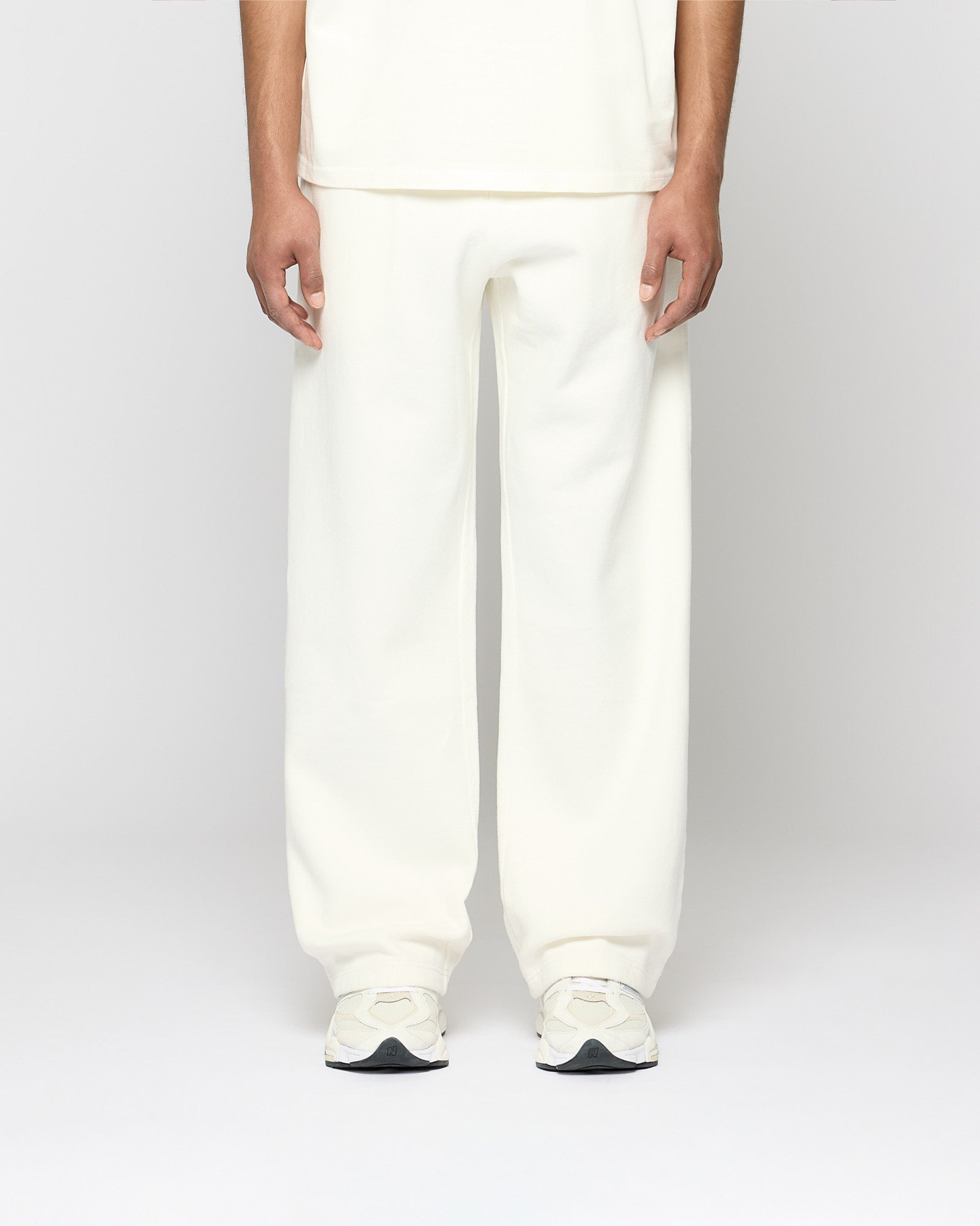 eightyfive-signature-wide-sweatpants-jogginghose-off-white-23-3620 image 2