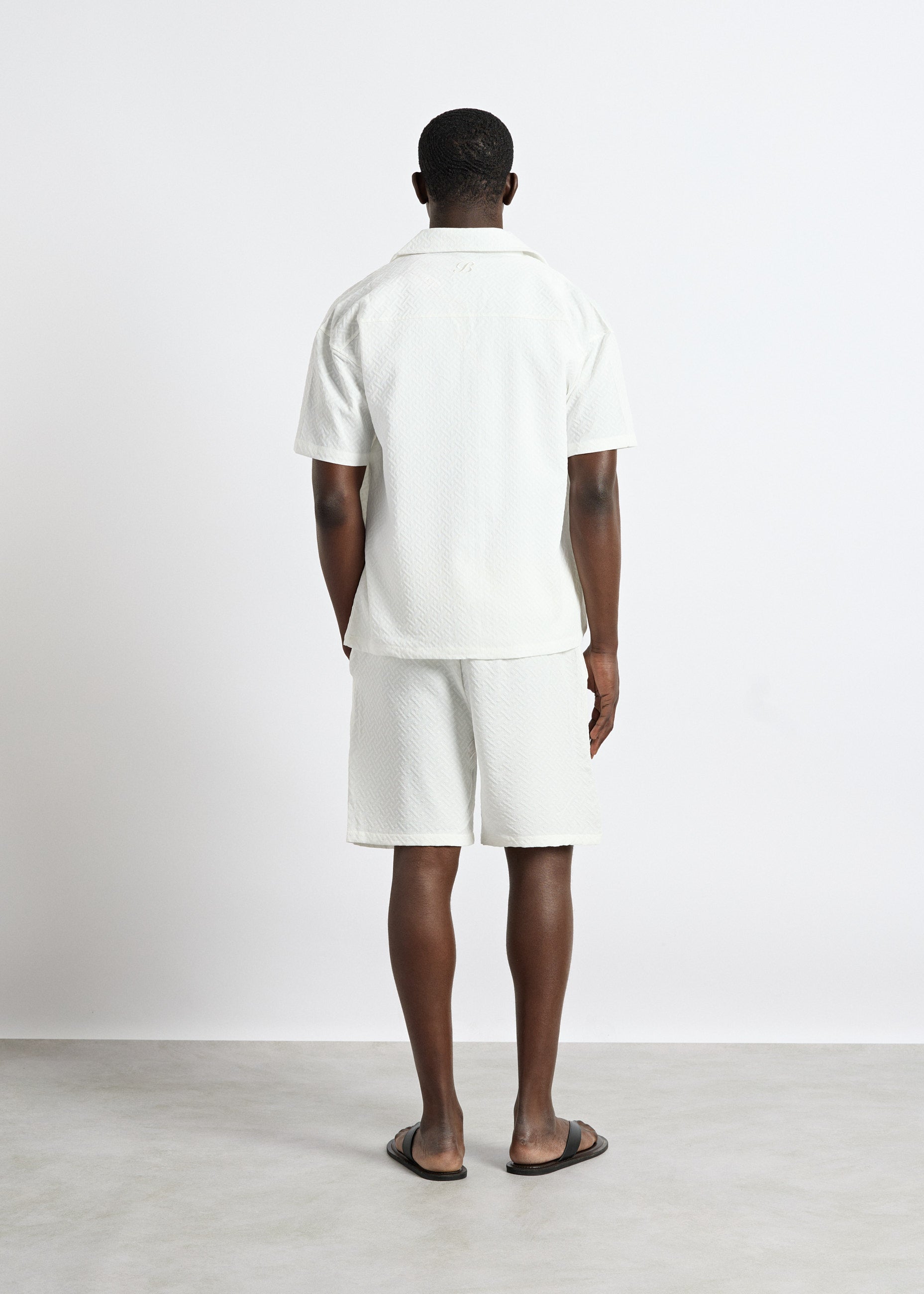 burocs-structured-shirt-white-regular-fit-strukturstoff image 6