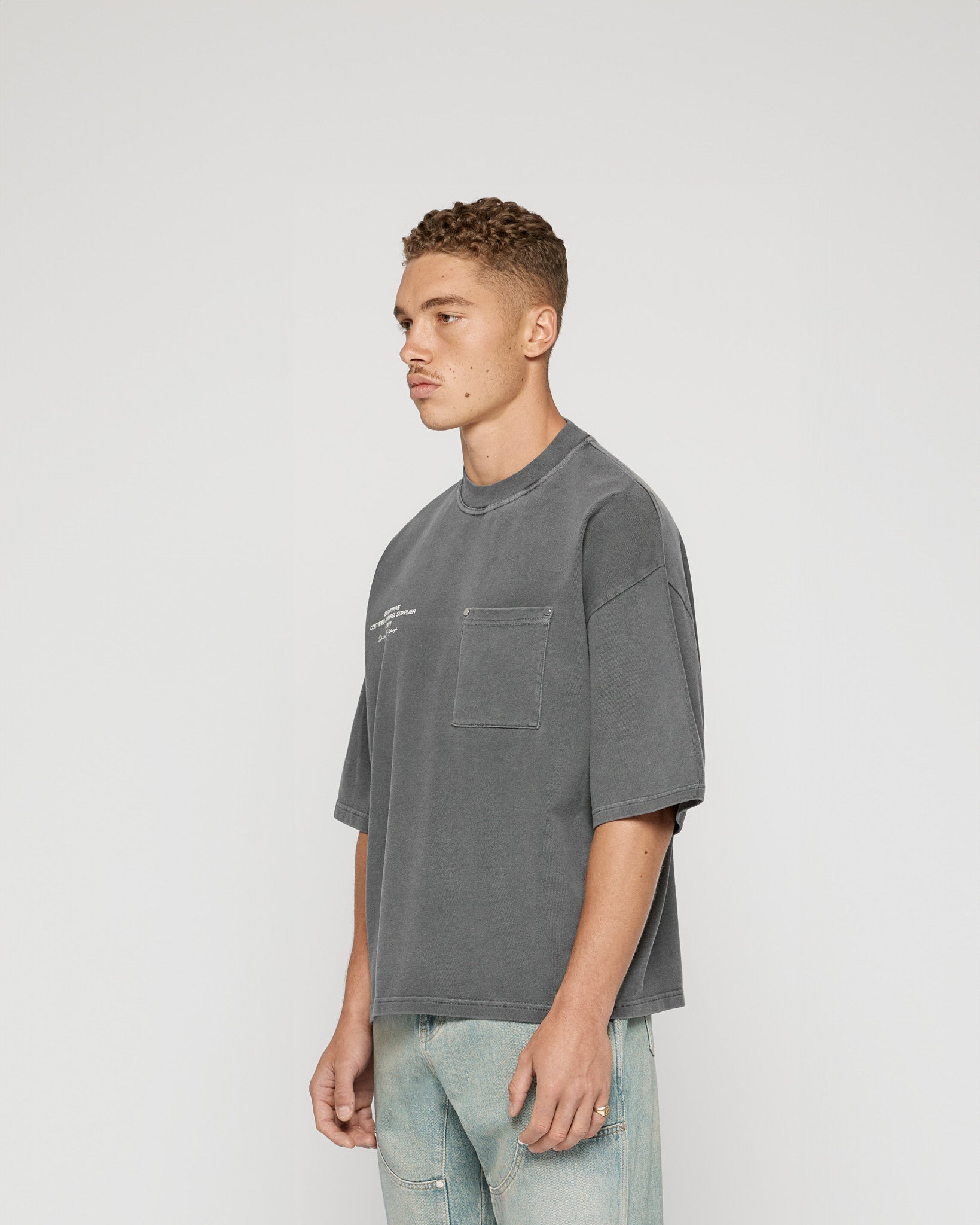 eightyfive-tops-united-cropped-t-shirt-t-shirt-stone-grey image 3
