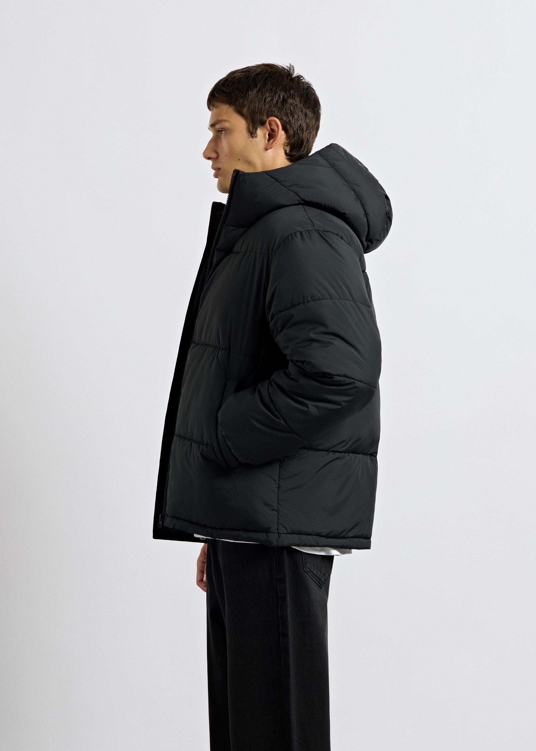 burocs-jackets-basic-hooded-puffer-jacket-black-kapuze image 5
