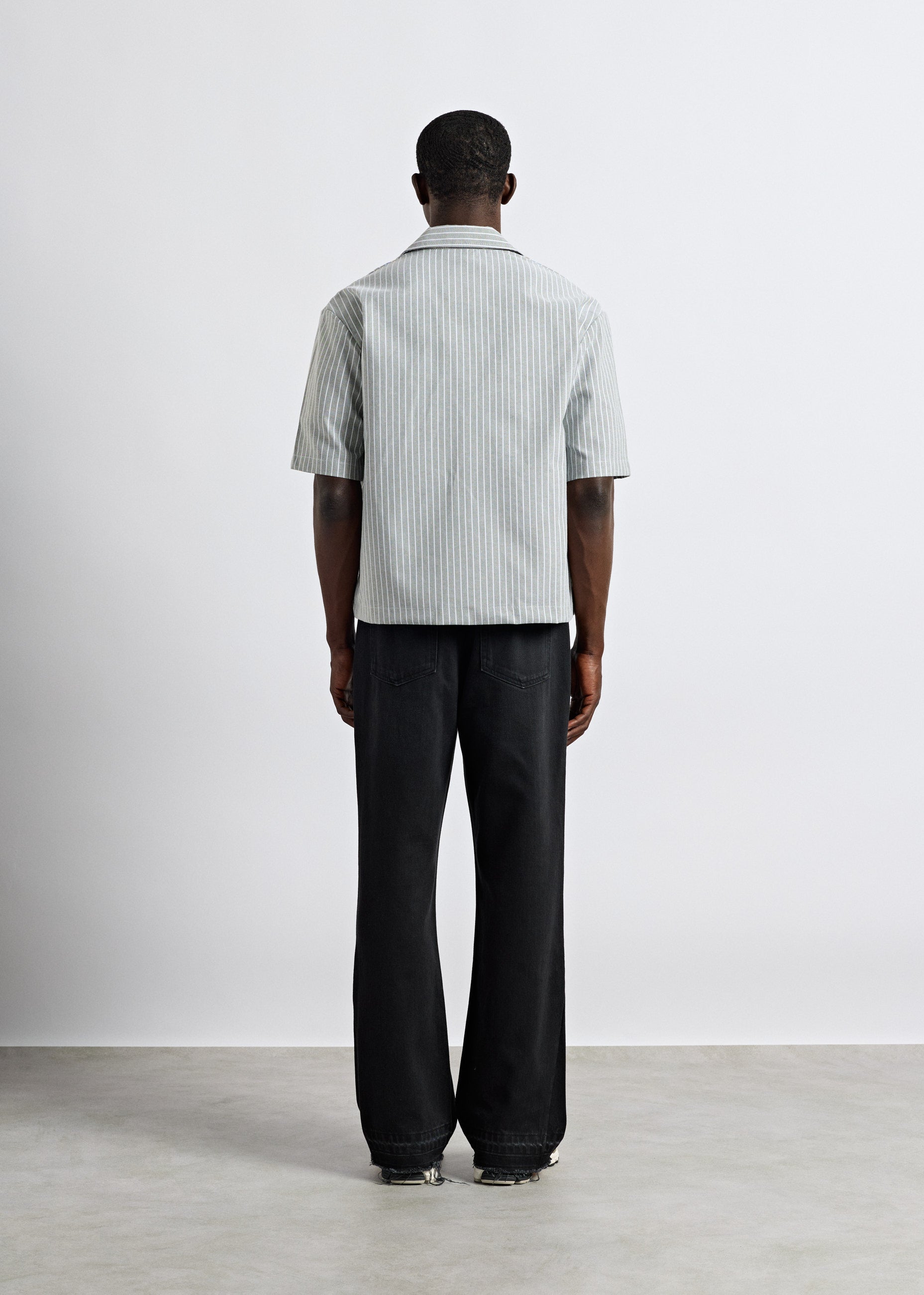 burocs-boxy-shortsleeve-shirt-hemd-gr-n-streifen image 5