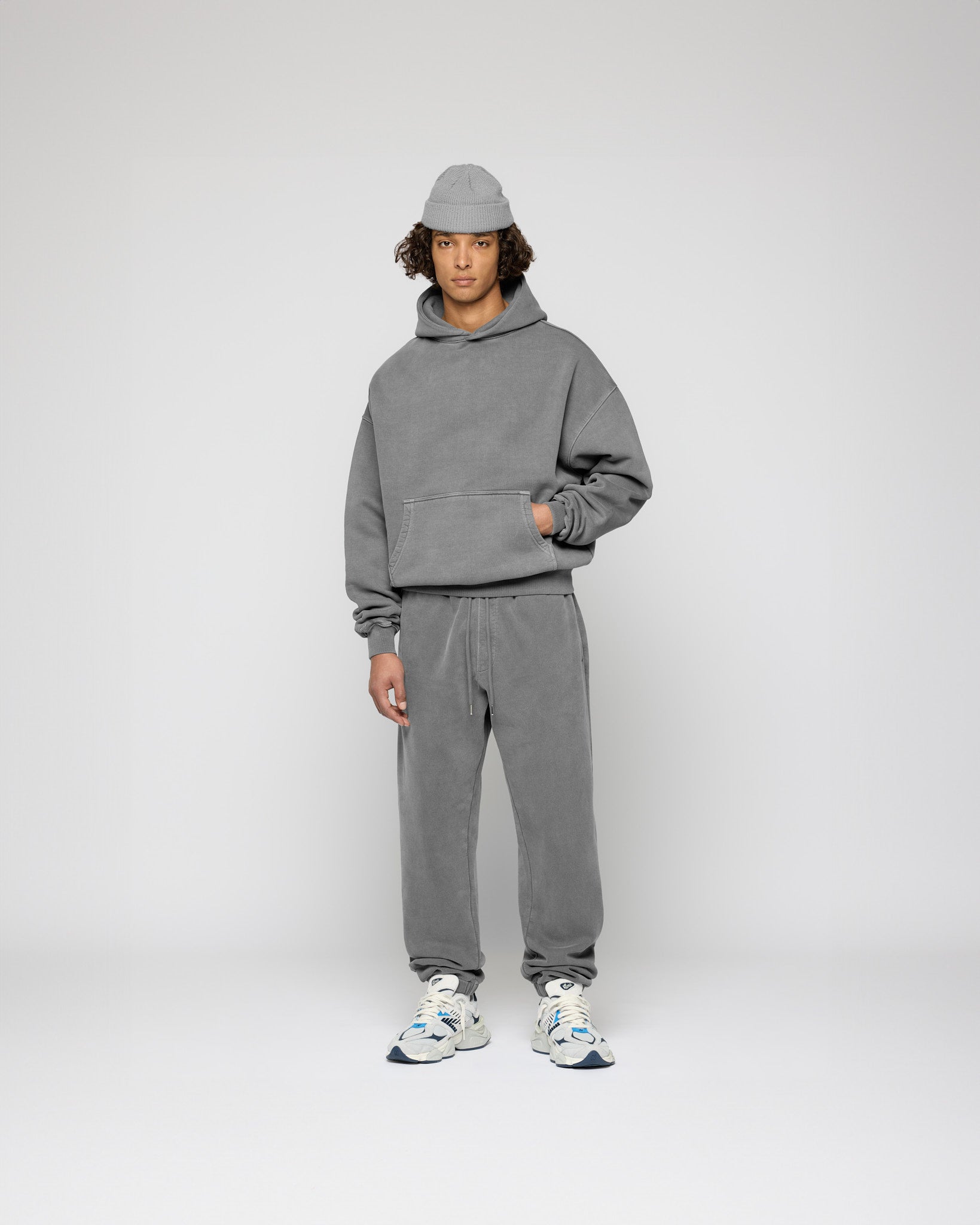eightyfive-tops-signature-hoodie-stone-grey-oversized image 5