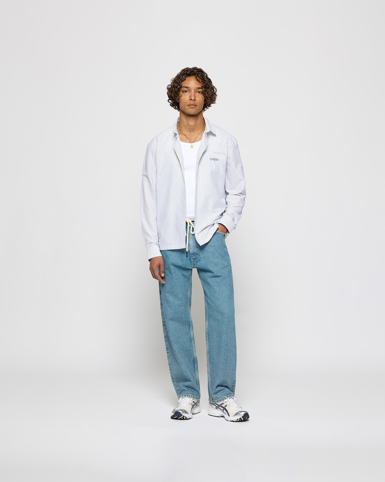 eightyfive-longsleeve-striped-shirt-white-striped-regular-fit image 4