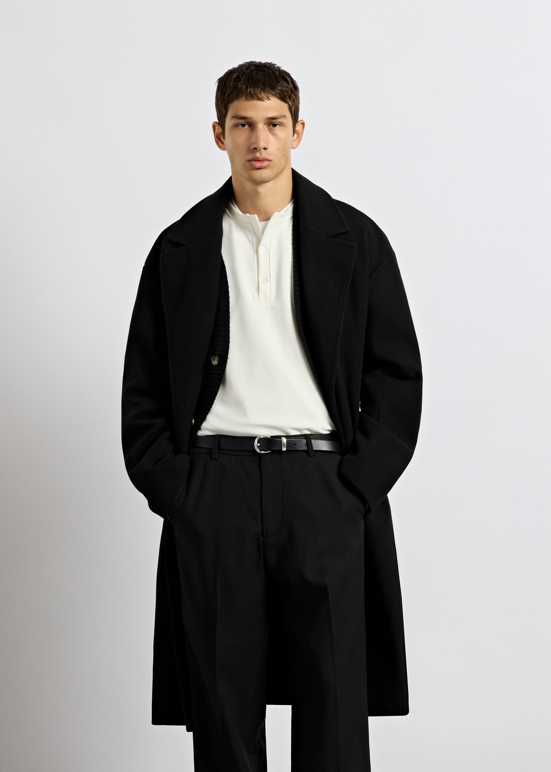 burocs-oversize-coat-mantel-black-revers-wolle-oversized image 5