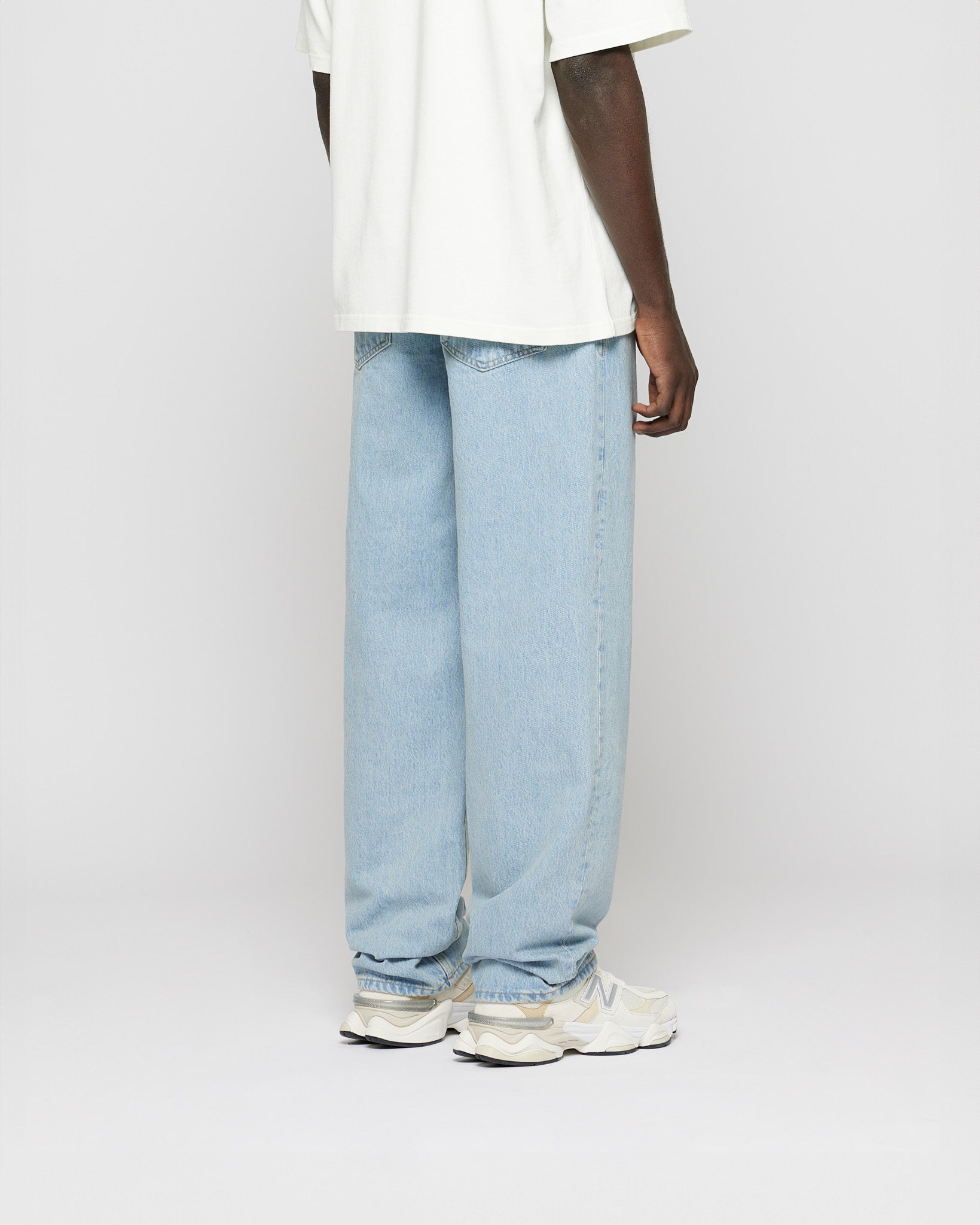 eightyfive-bottoms-baggy-denim-jeans-vintage-blue image 4
