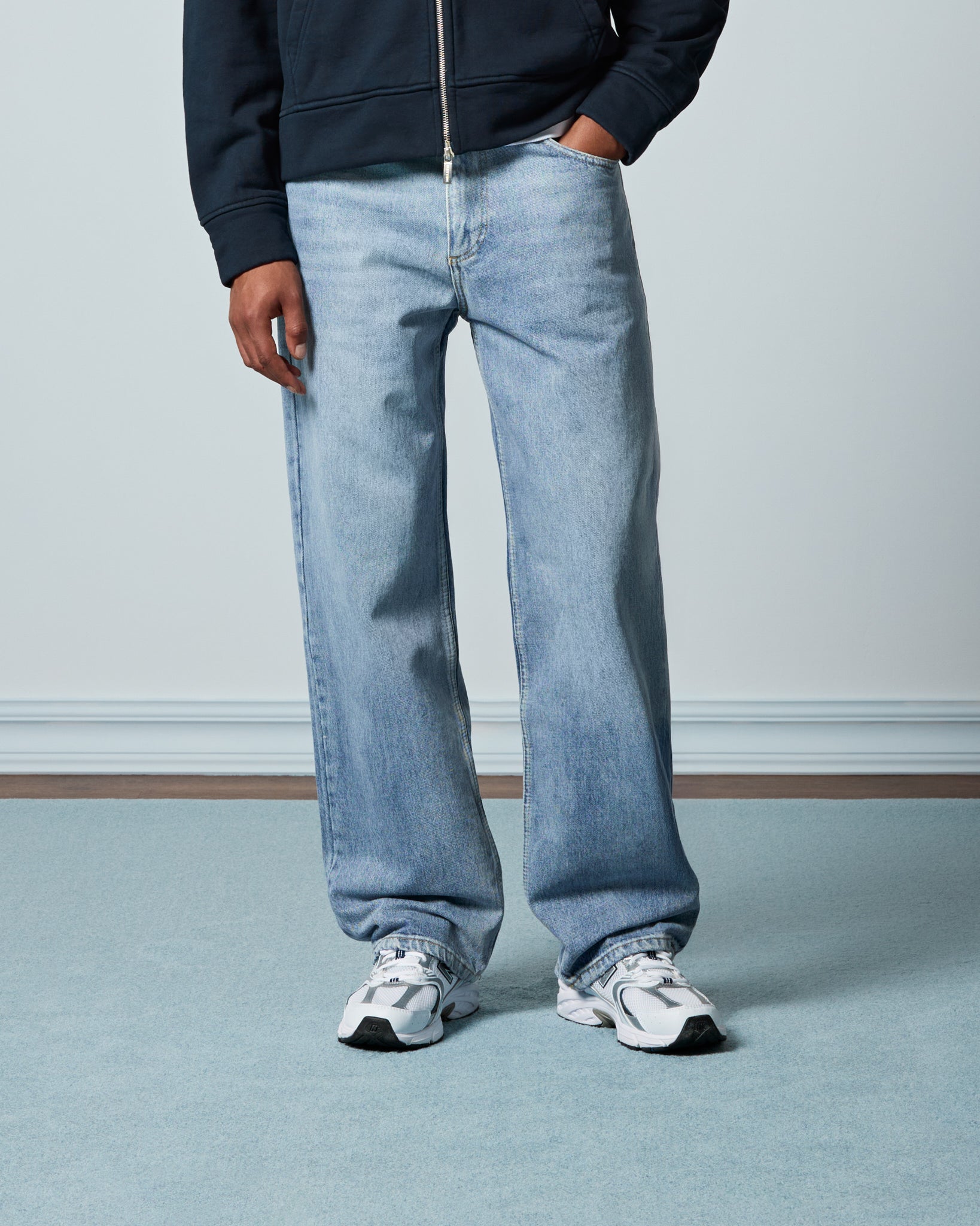 eightyfive-relaxed-denim-herren-baby-blue-100-baumwolle image 3