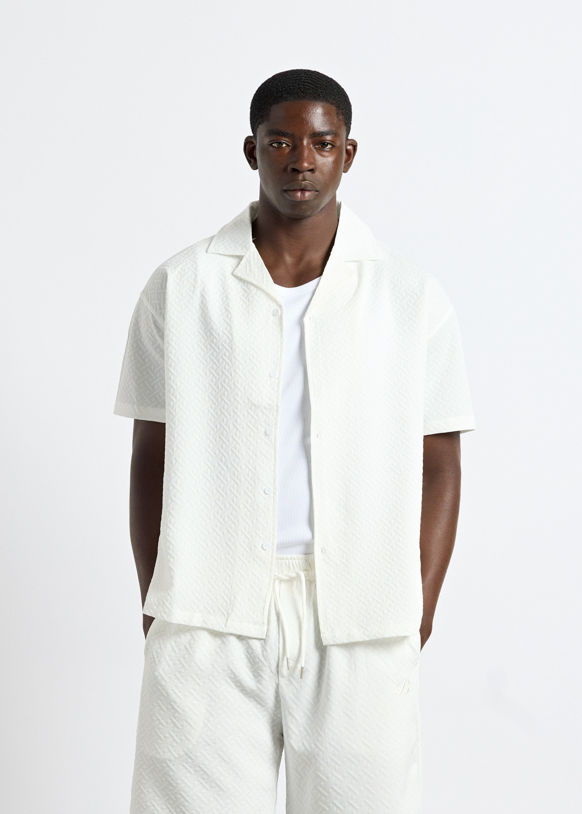 burocs-structured-shirt-white-regular-fit-strukturstoff image 4