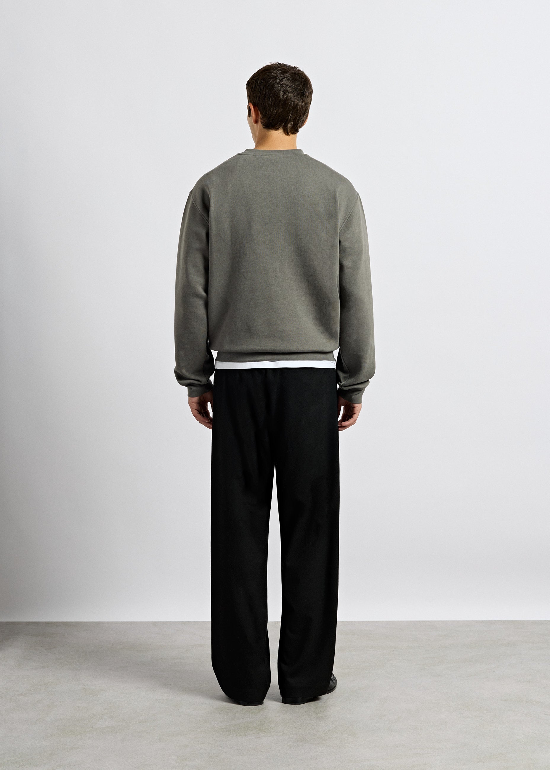 burocs-basic-crewneck-pullover-grau-regular image 8