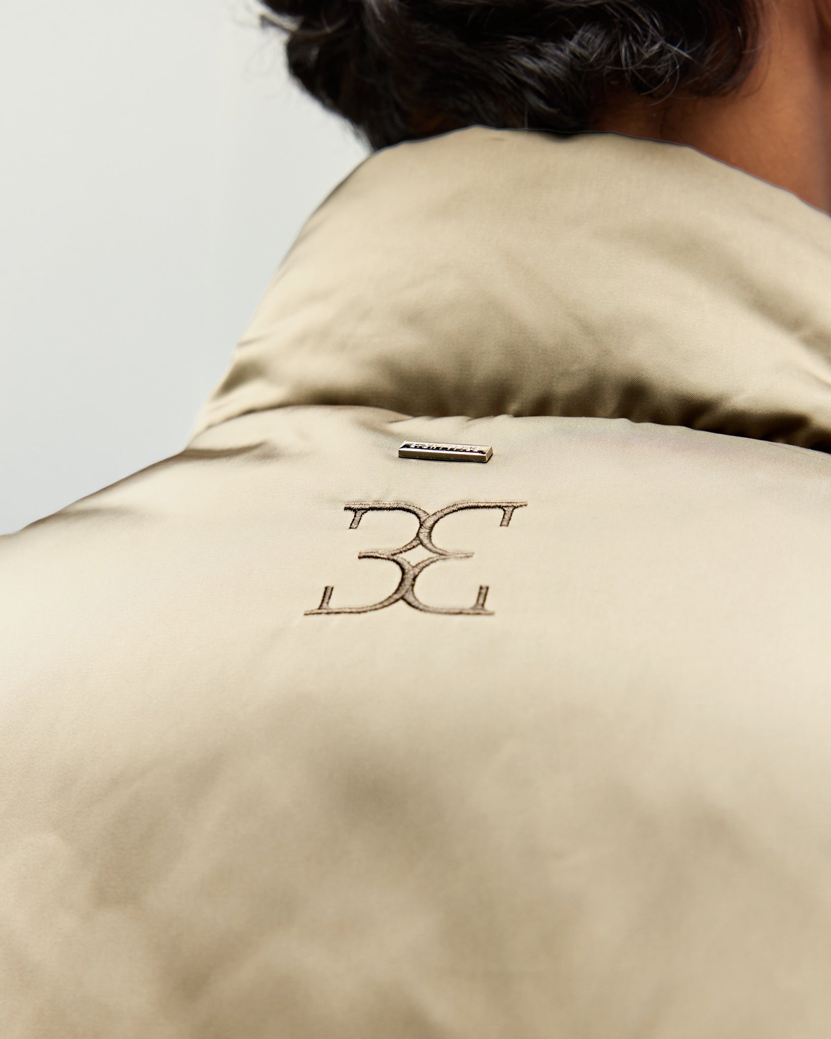 eightyfive-satin-bomber-jacket-olive-herren-regular-fit image 7