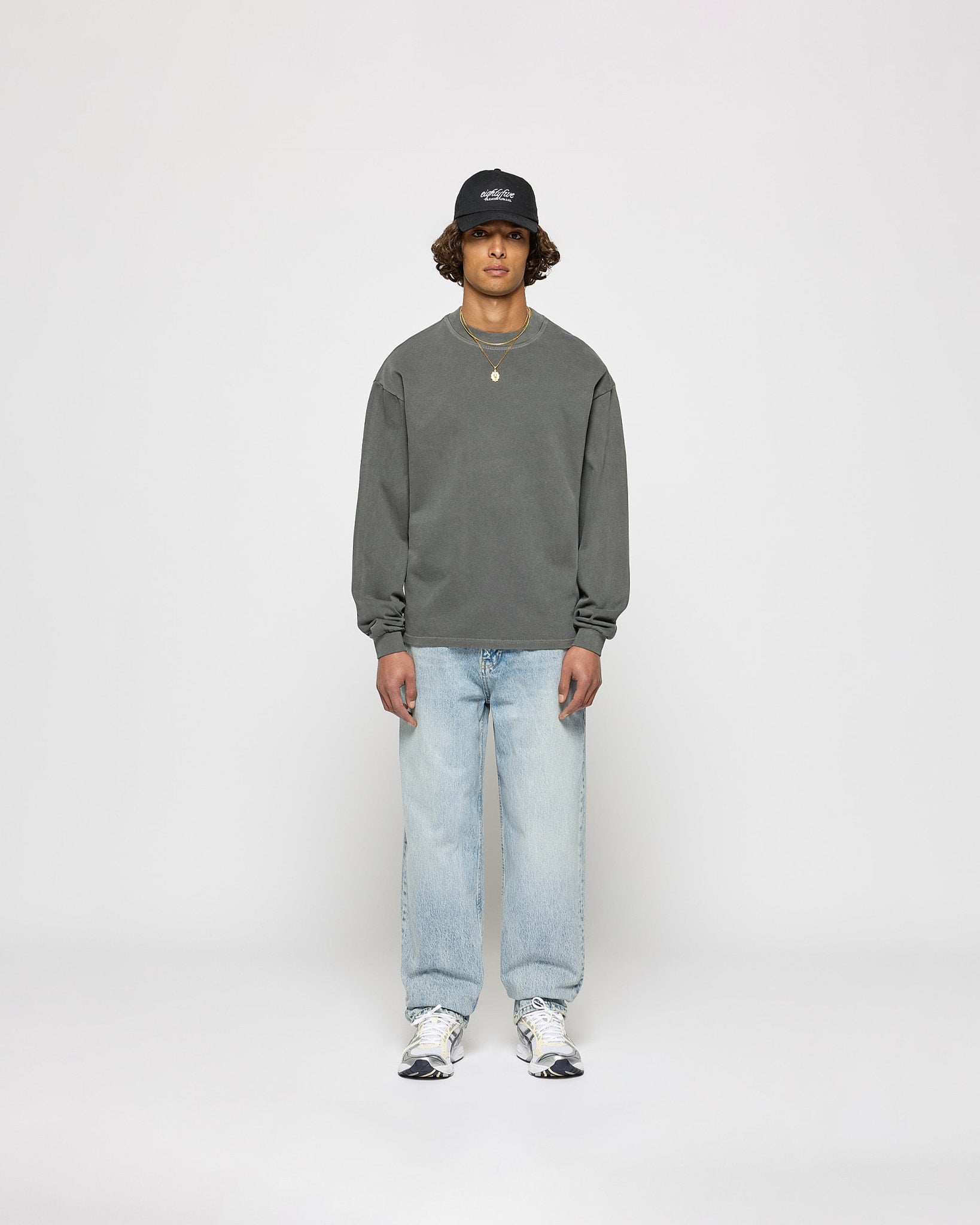 eightyfive-bottoms-85s-410-19-baggy-jeans-ocean-blue image 3