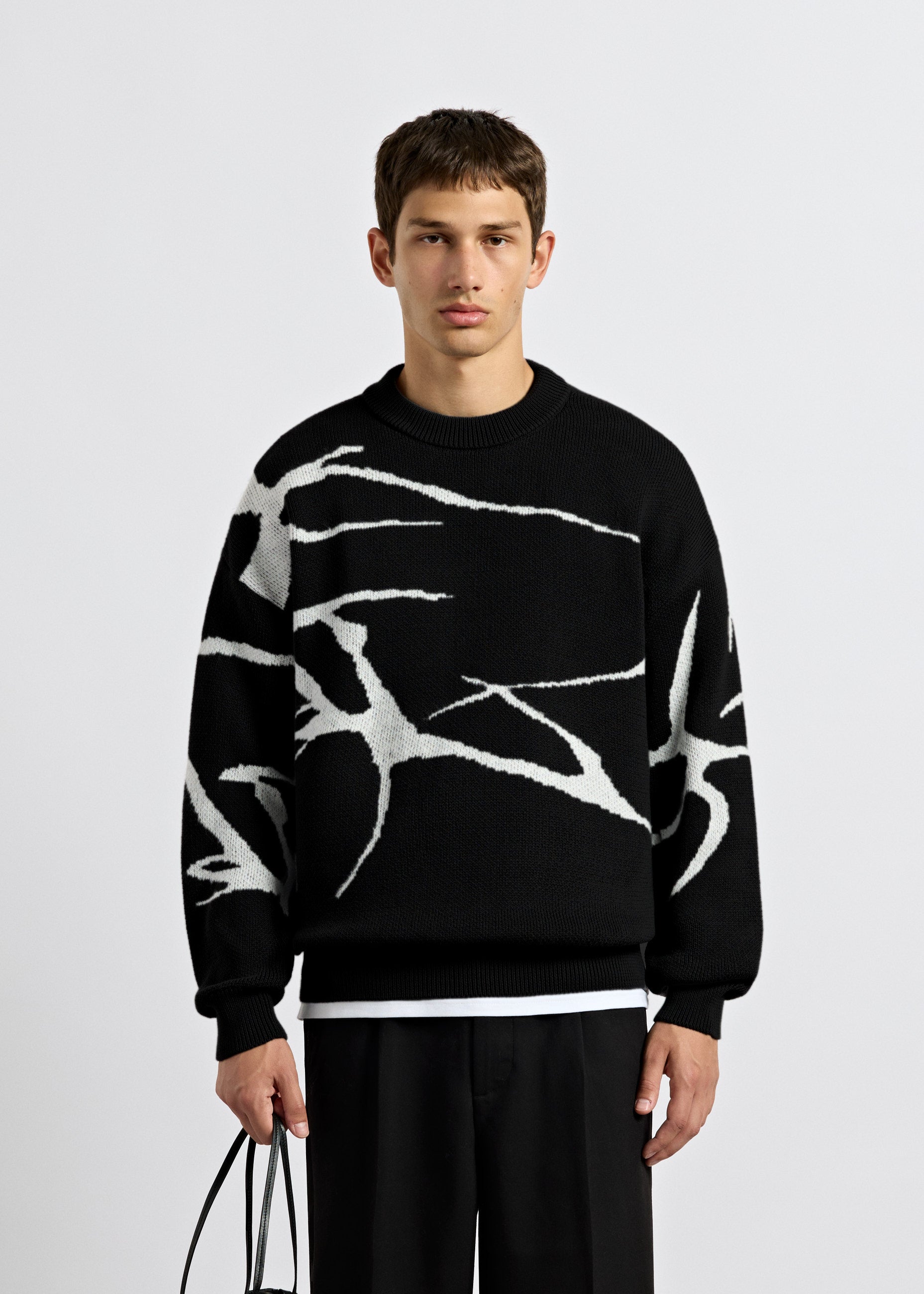 burocs-jacquard-knit-sweater-schwarz-rundhals image 3