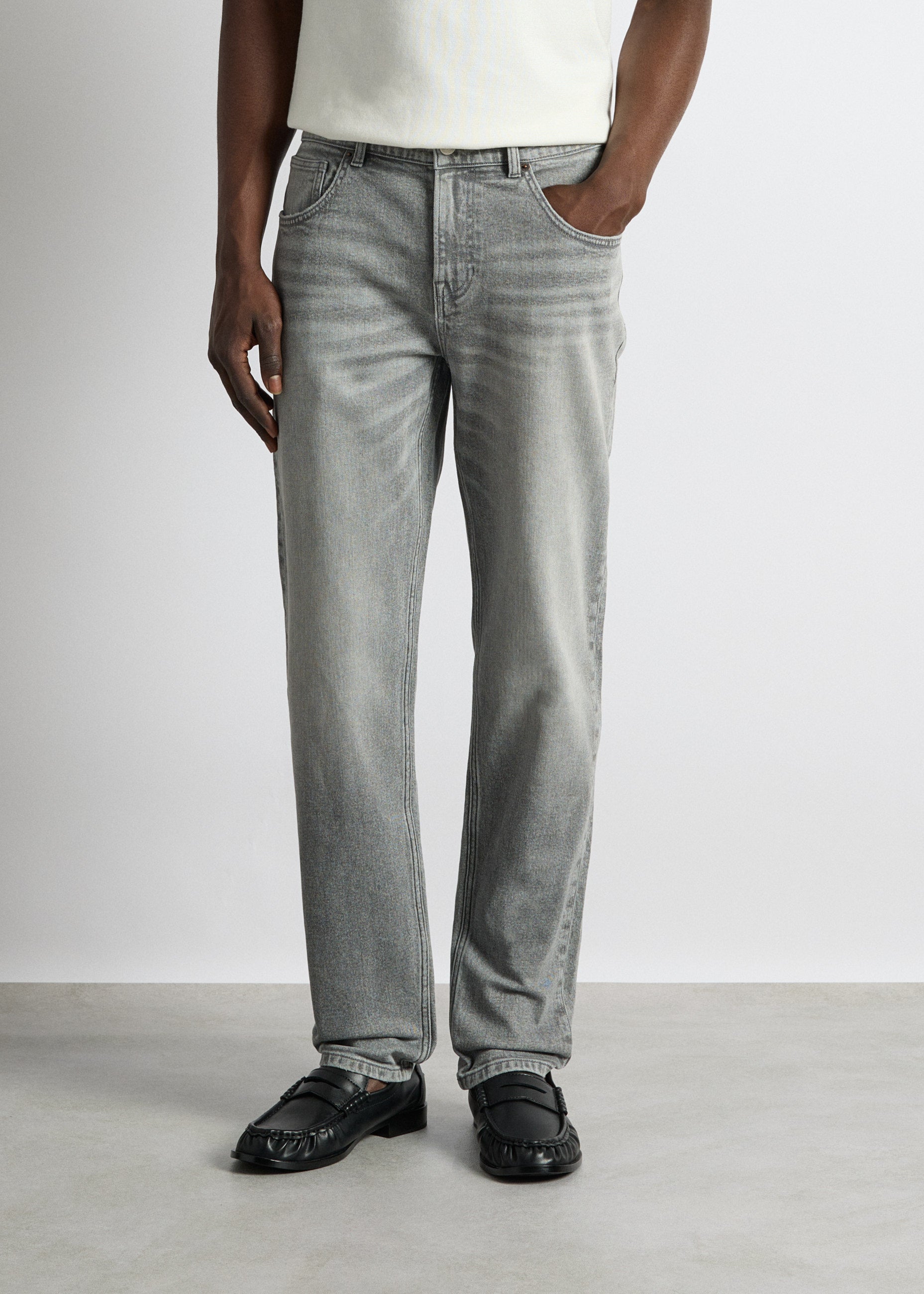 burocs-denim-rocco-slim-fit-jeans-ash-fade-grey image 4