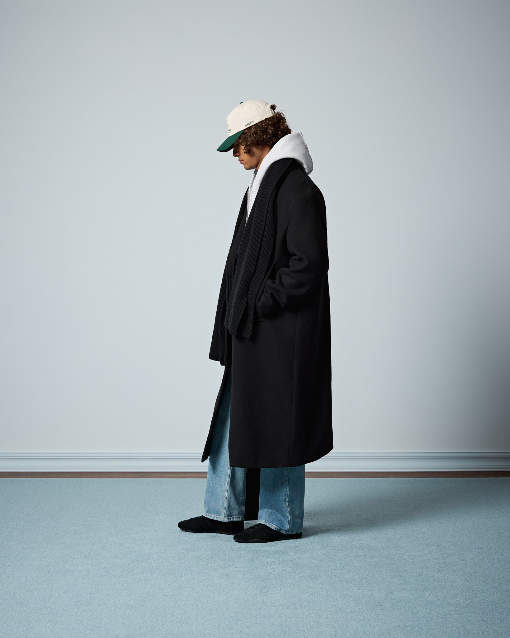eightyfive-double-breasted-wool-coat-mantel-black image 5