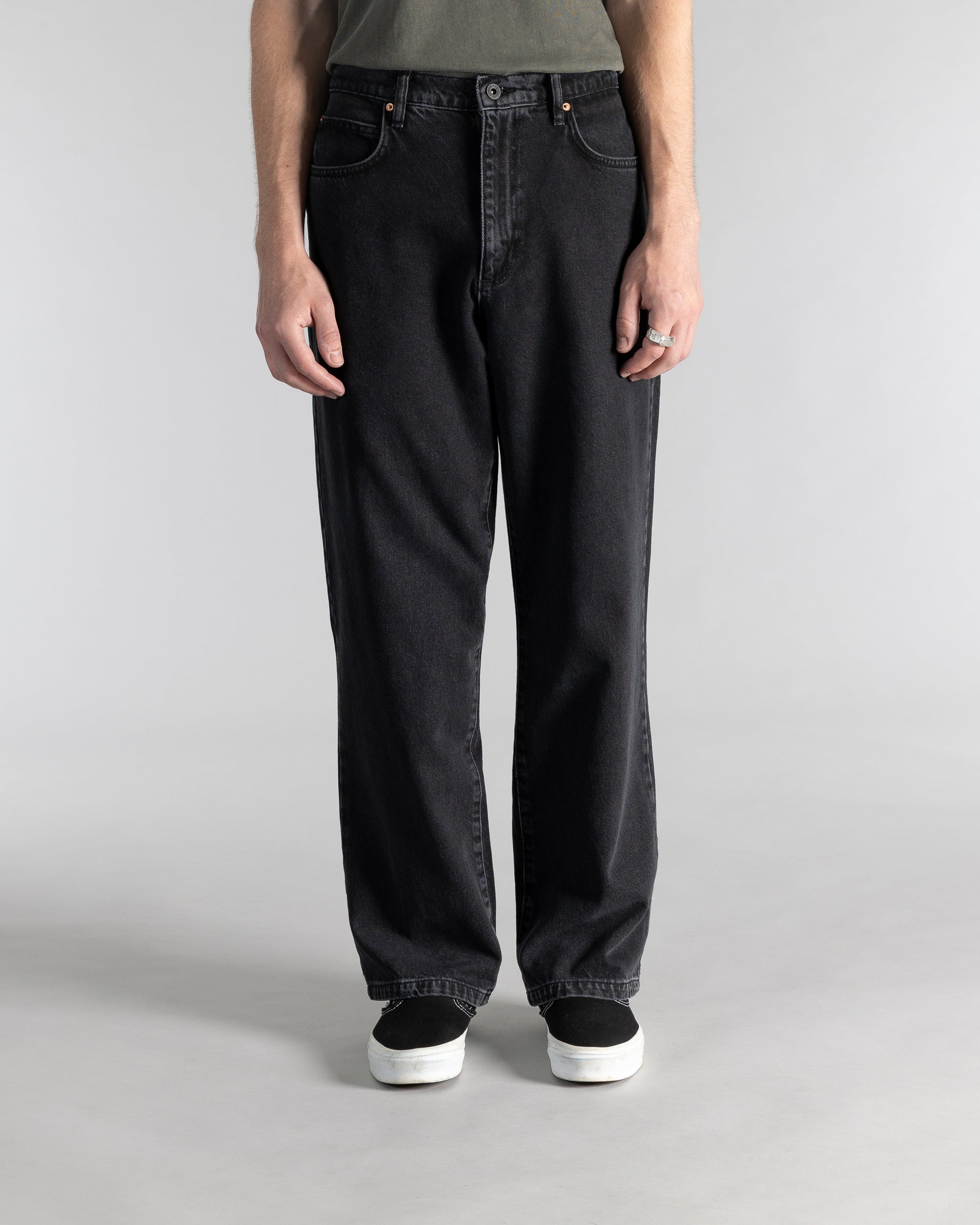 stan-ray-standard-5-jeans-stonewashed-black-denim image 2