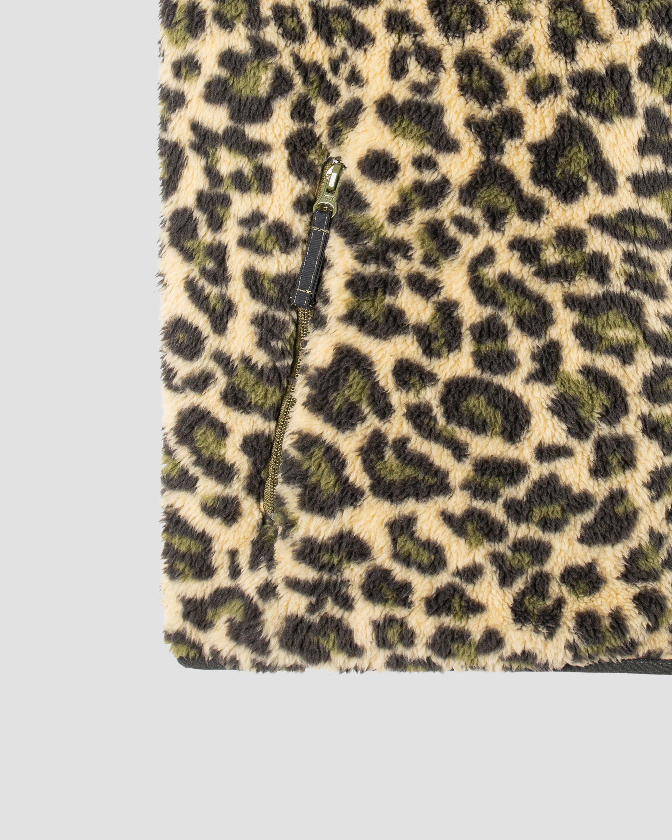 stan-ray-fleece-vest-weste-leopard-camo-warme-winterweste image 3