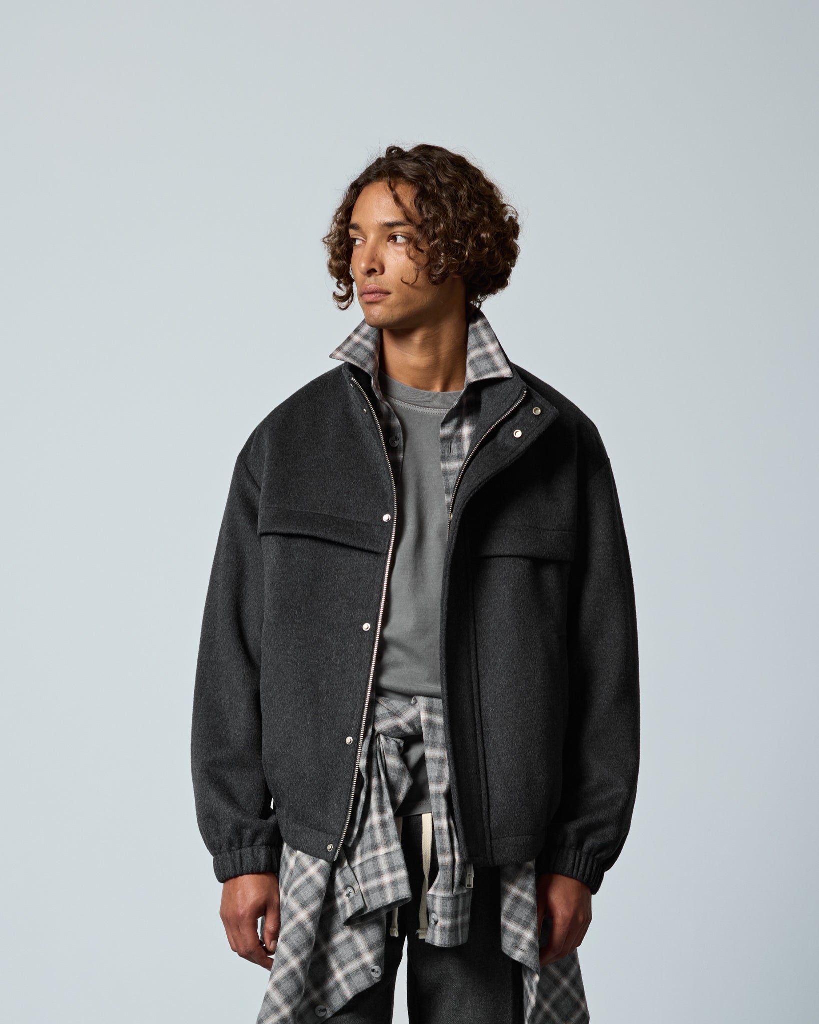 eightyfive-wool-coach-jacket-jacke-grau-wolle image 3