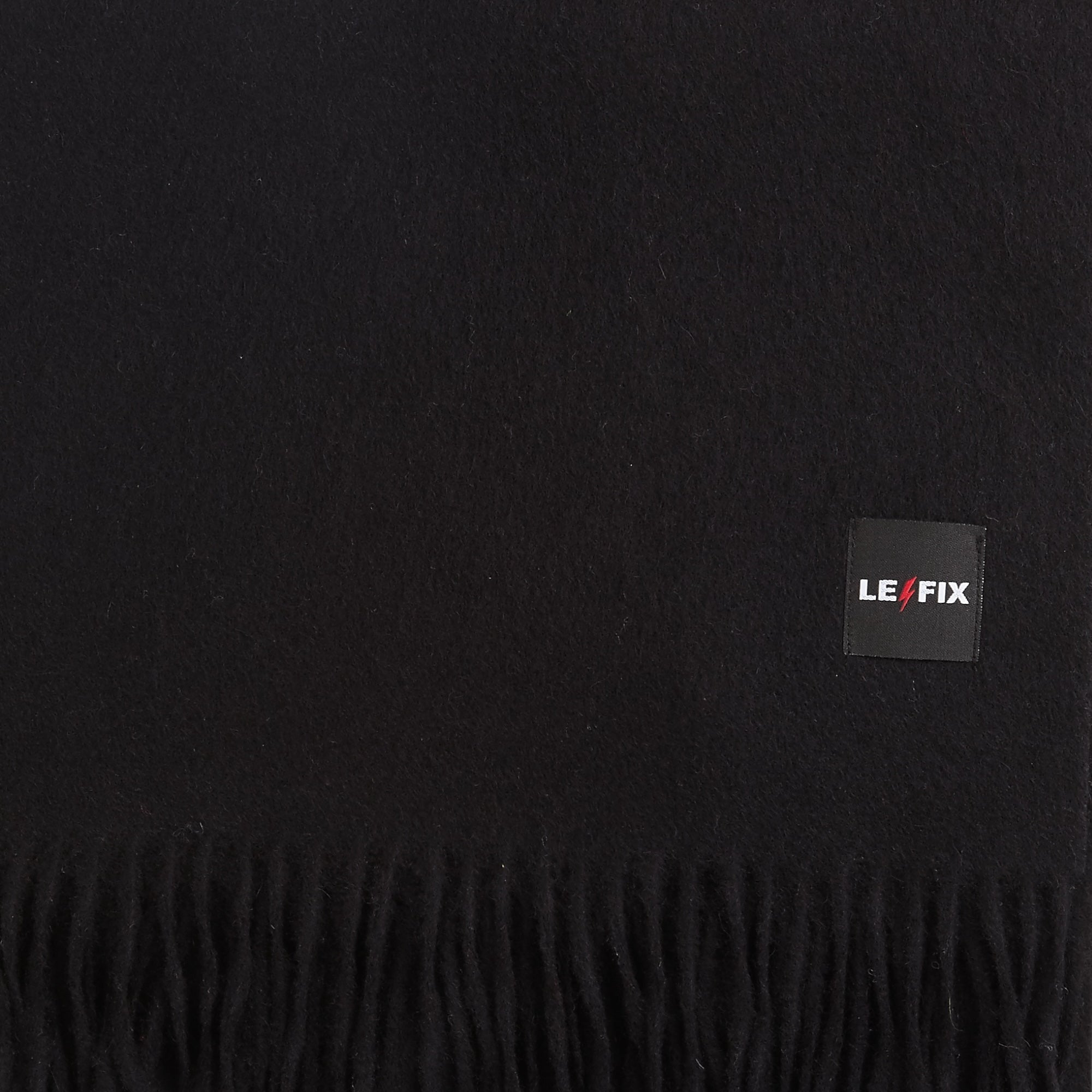 le-fix-wollschal-schwarz-100-wolle-180-cm image 2