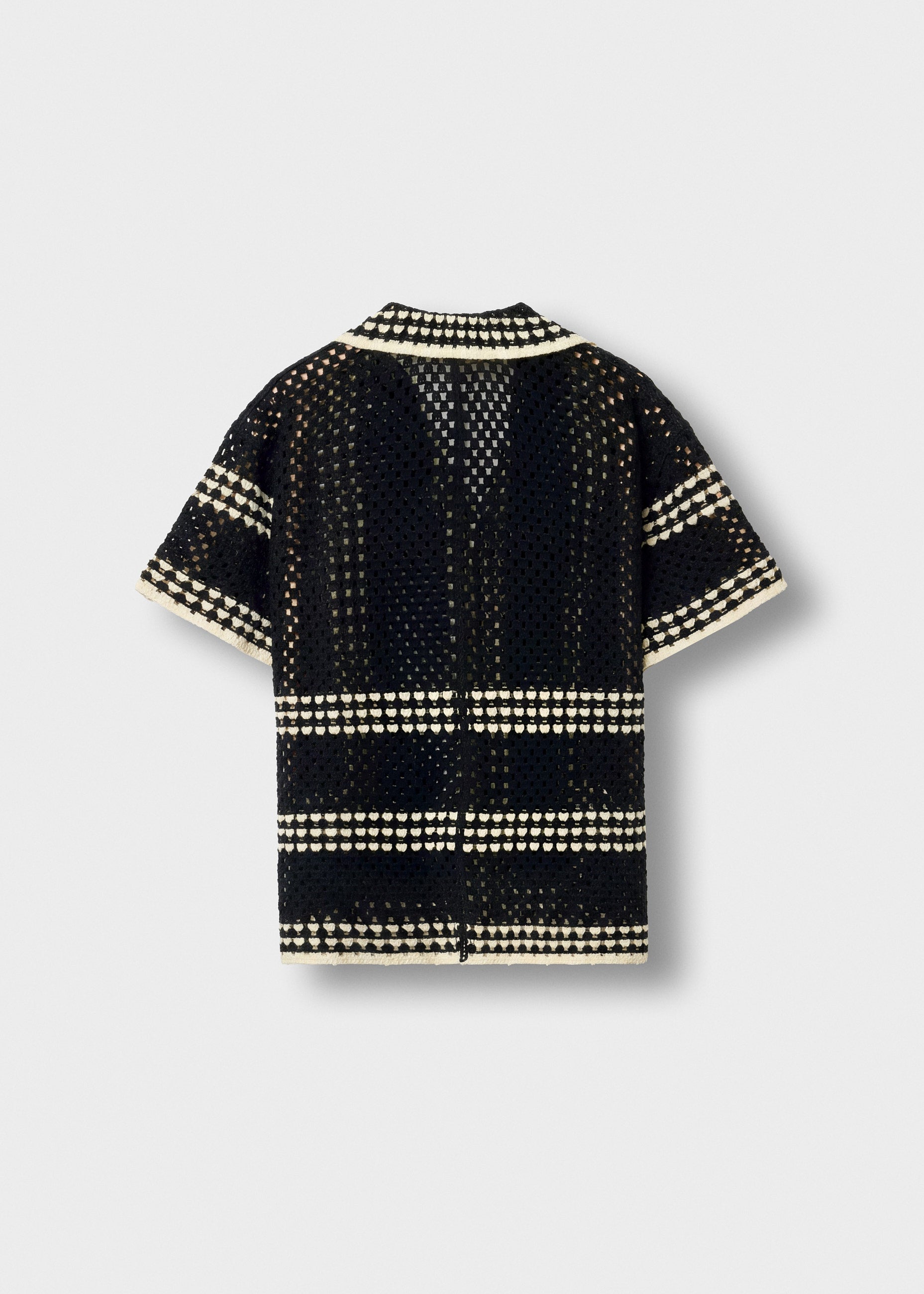 burocs-crochet-bicolor-shirt-herren-shirt-schwarz-oversize image 2