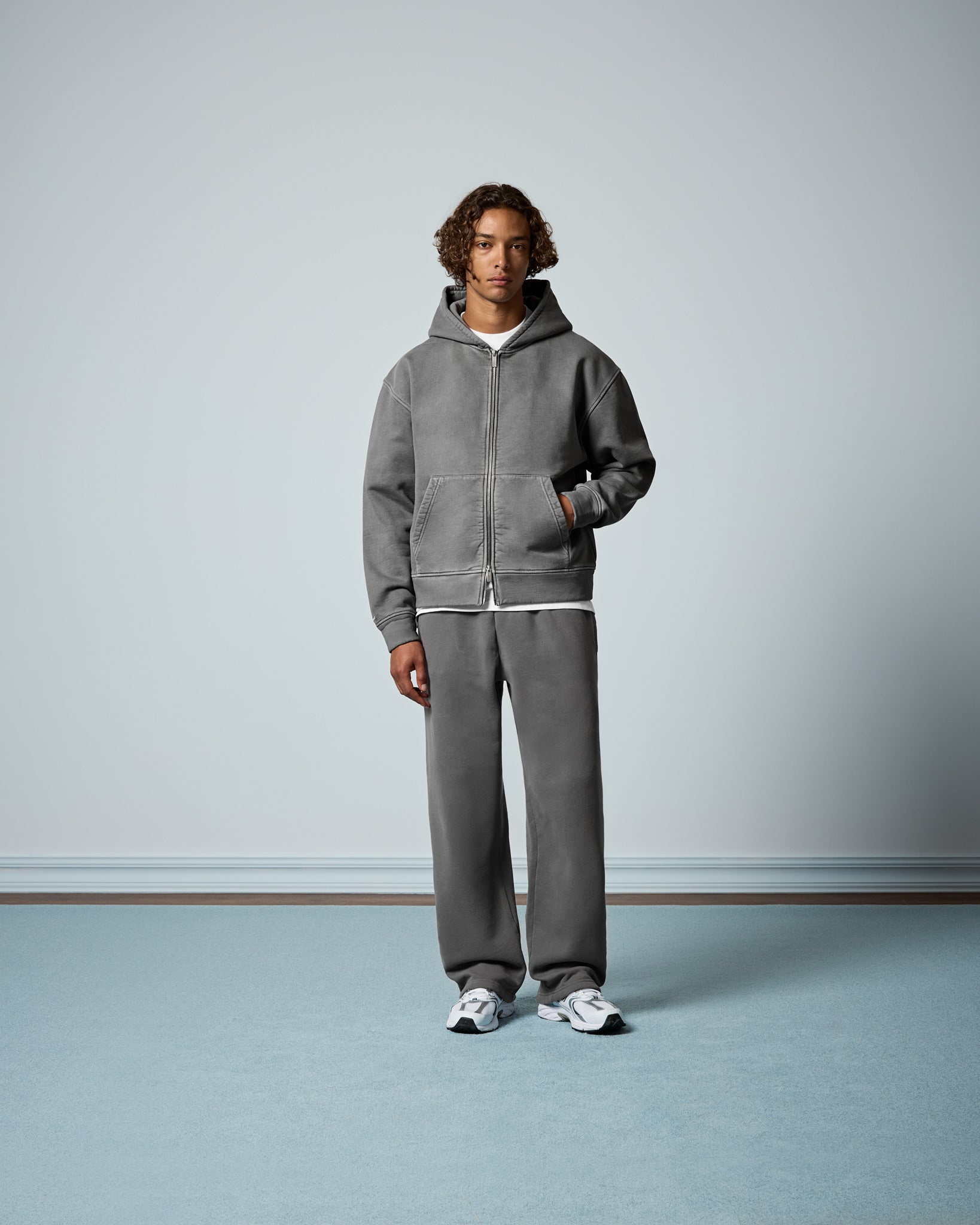 eightyfive-signature-heavy-zip-hoodie-stone-grey-oversized image 4