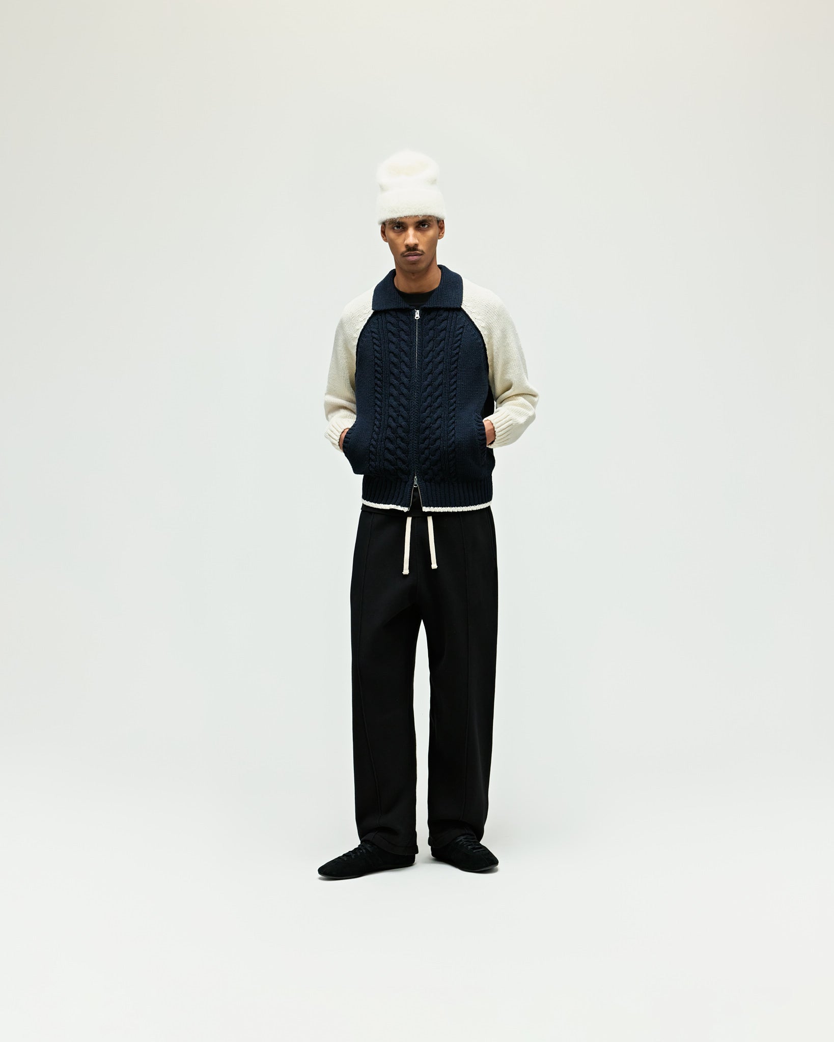 eightyfive-cable-knit-trainer-jacket-jacke-navy image 4