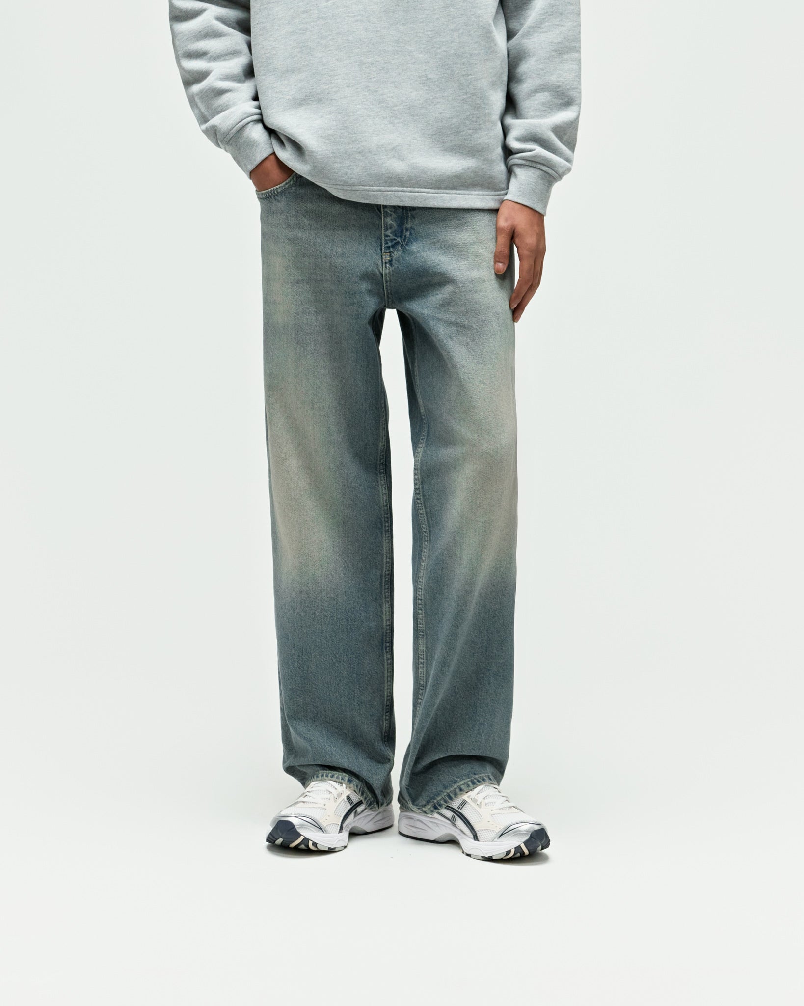 eightyfive-relaxed-denim-jeans-azure-blue-baumwolle image 3