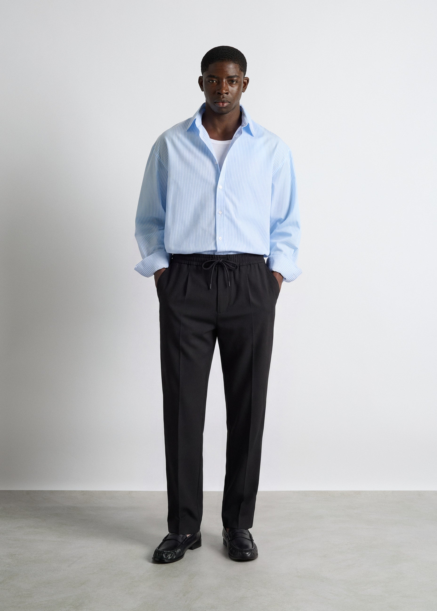 burocs-regular-pants-stoffhose-black-regular-fit-tunnelzug image 4