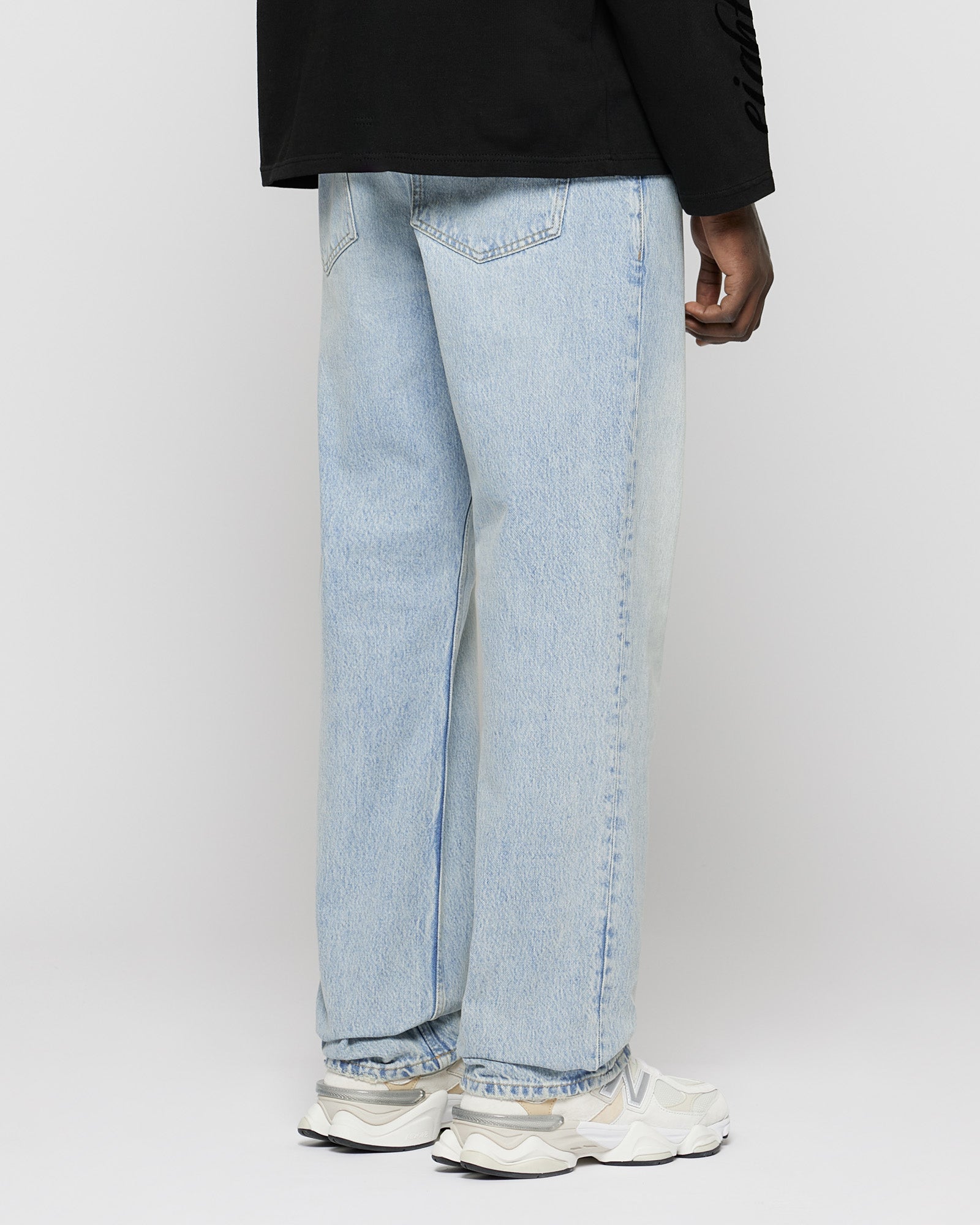 eightyfive-bottoms-straight-denim-85s-330-27-light-wash-baumwolle image 4