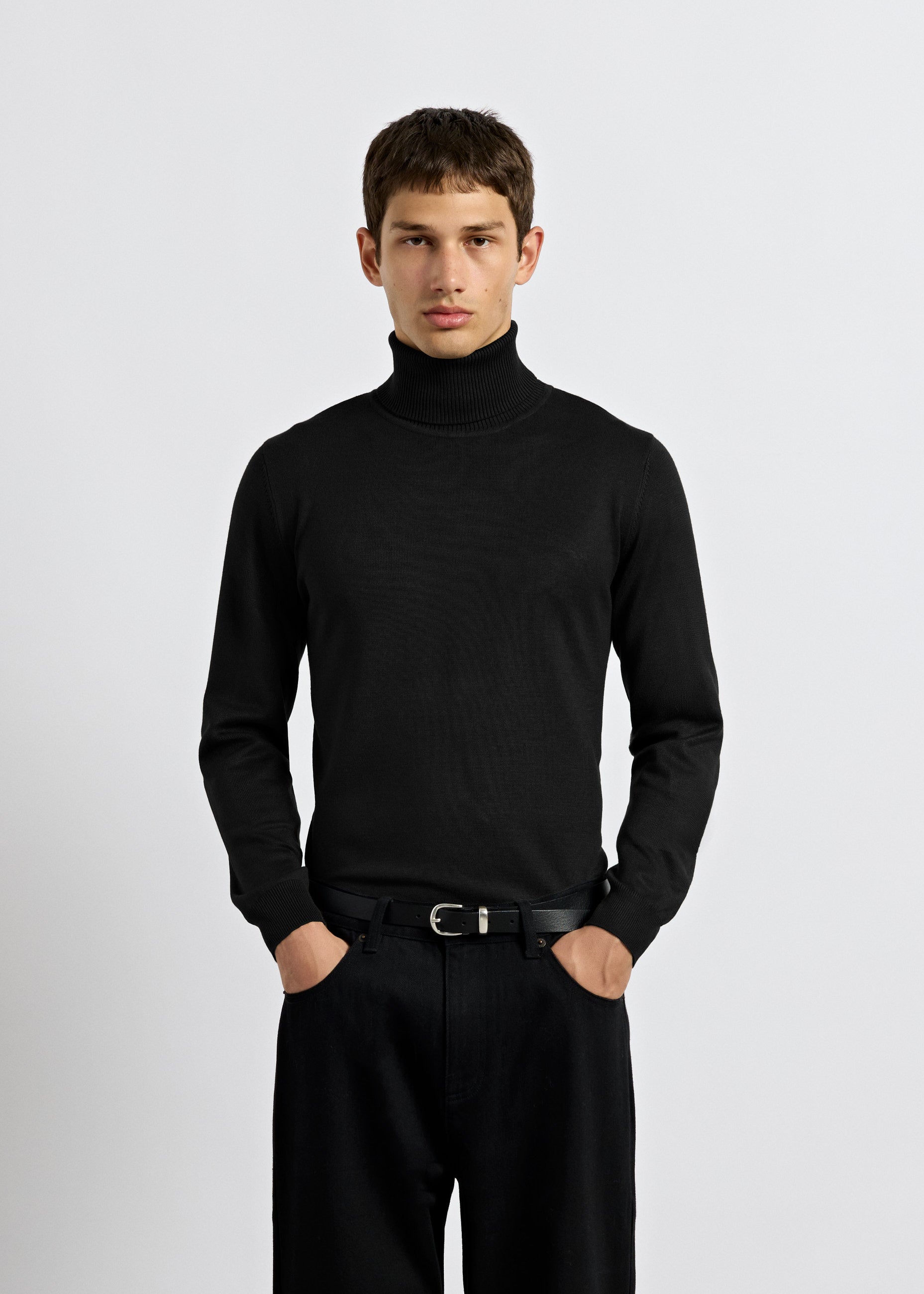 burocs-fine-knit-turtleneck-rollkragenpullover-schwarz image 3