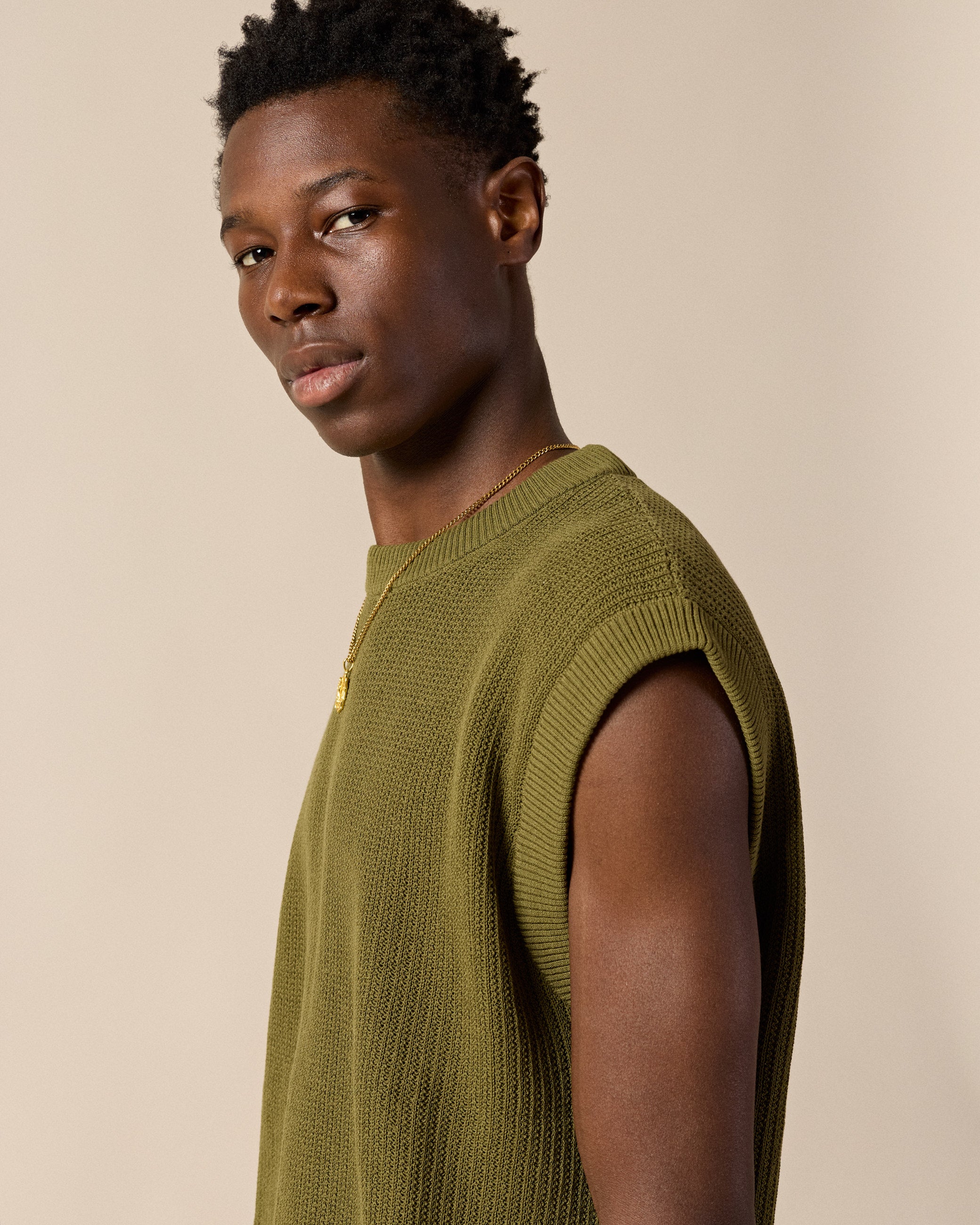 eightyfive-tops-knit-tanktop-top-olive-green image 6
